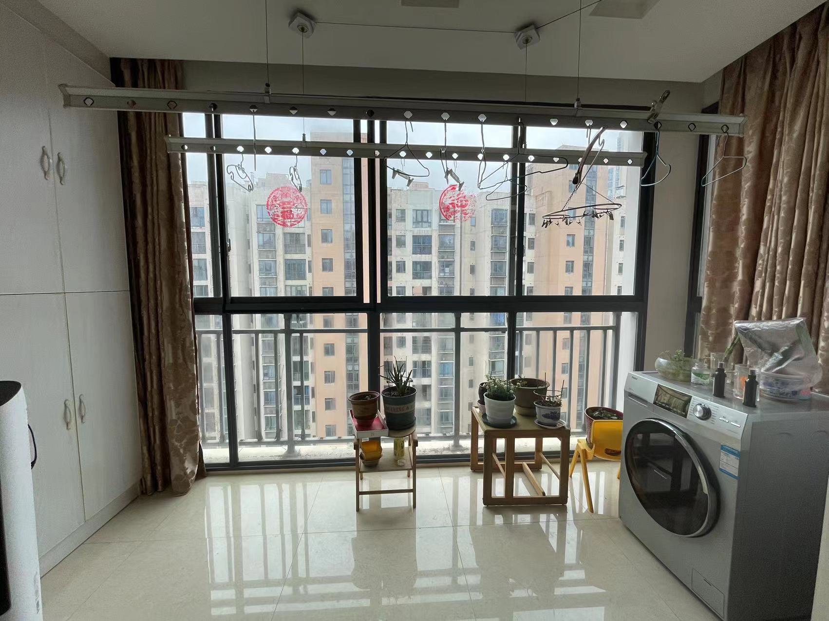 庐山春天二期曼城 3室2厅2卫 85.0万 庐山春天二期曼城 3室2厅2卫 85.0万室内图