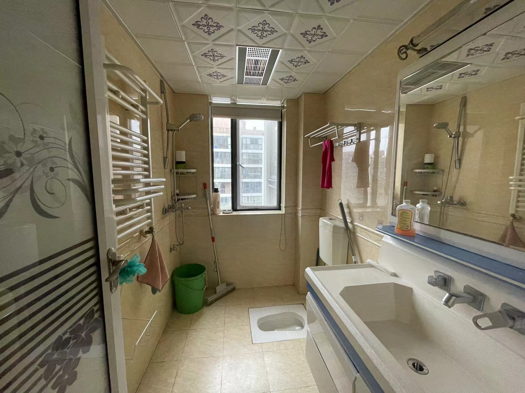 庐山春天二期曼城 3室2厅2卫 85.0万 庐山春天二期曼城 3室2厅2卫 85.0万室内图