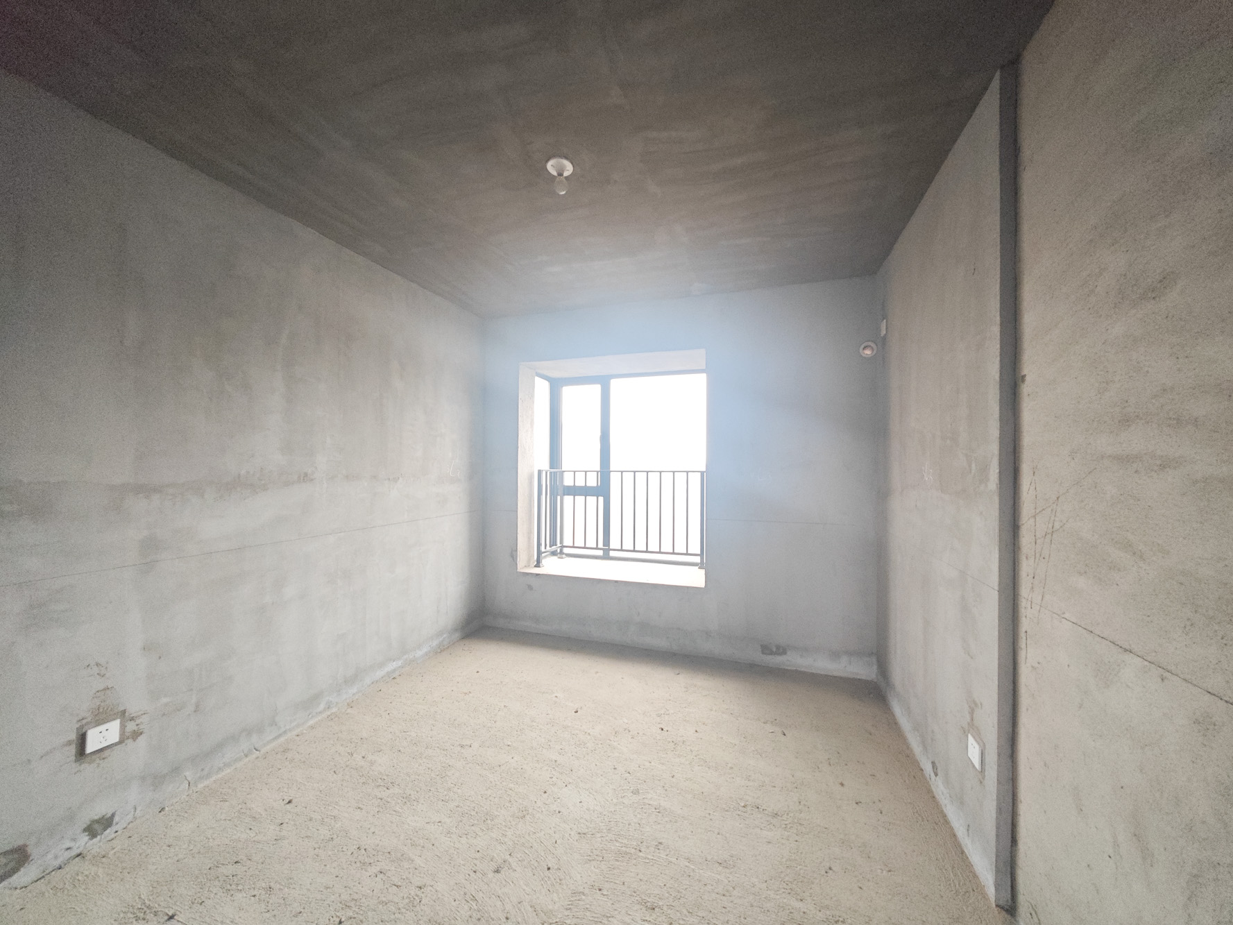 中建嘉和城  4室2厅2卫   107.00万卧室