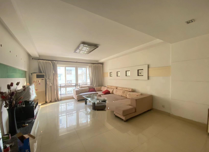 青年乐园 4室2厅2卫 60.0万 青年乐园 4室2厅2卫 60.0万室内图