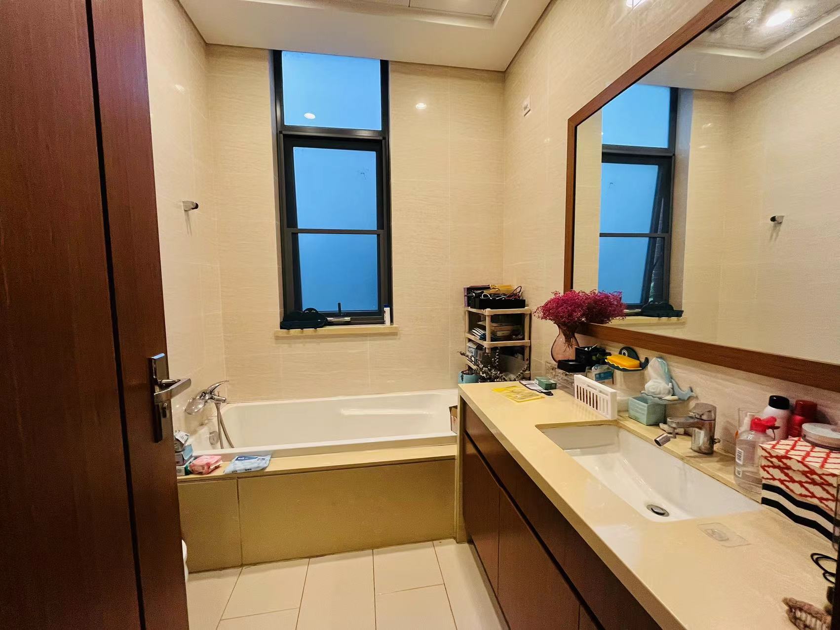 晋合湘水湾四期 4室2厅2卫 168.0万 晋合湘水湾四期 4室2厅2卫 168.0万室内图