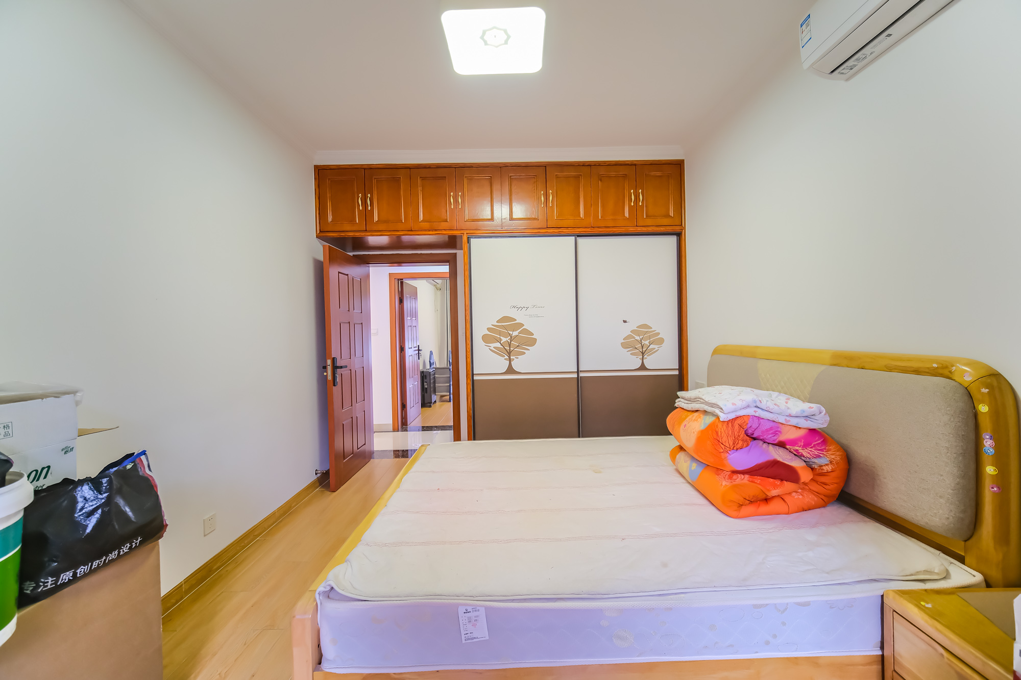 艾美潇湘 3室2厅1卫 98.8万 艾美潇湘 3室2厅1卫 98.8万卧室