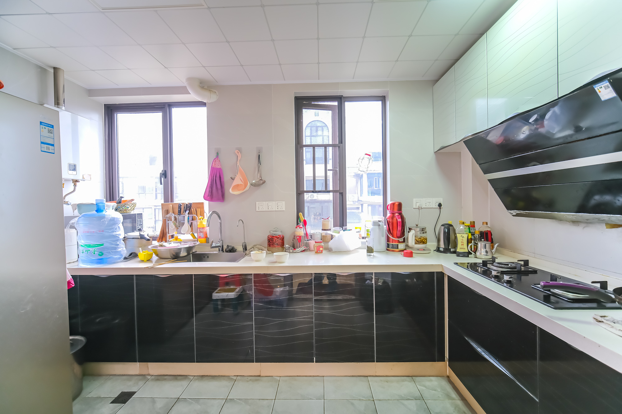 艾美潇湘 3室2厅1卫 98.8万 艾美潇湘 3室2厅1卫 98.8万厨房