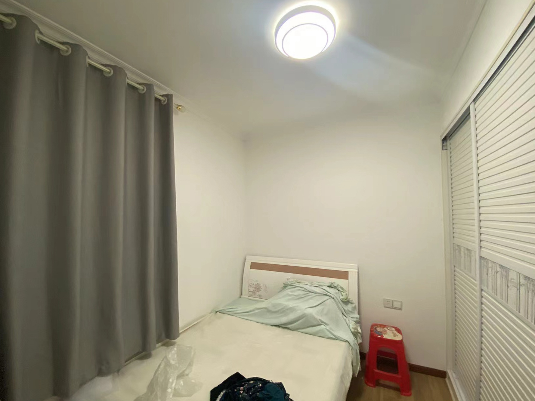 楚天世纪城东苑 3室2厅1卫 69.8万 楚天世纪城东苑 3室2厅1卫 69.8万卧室