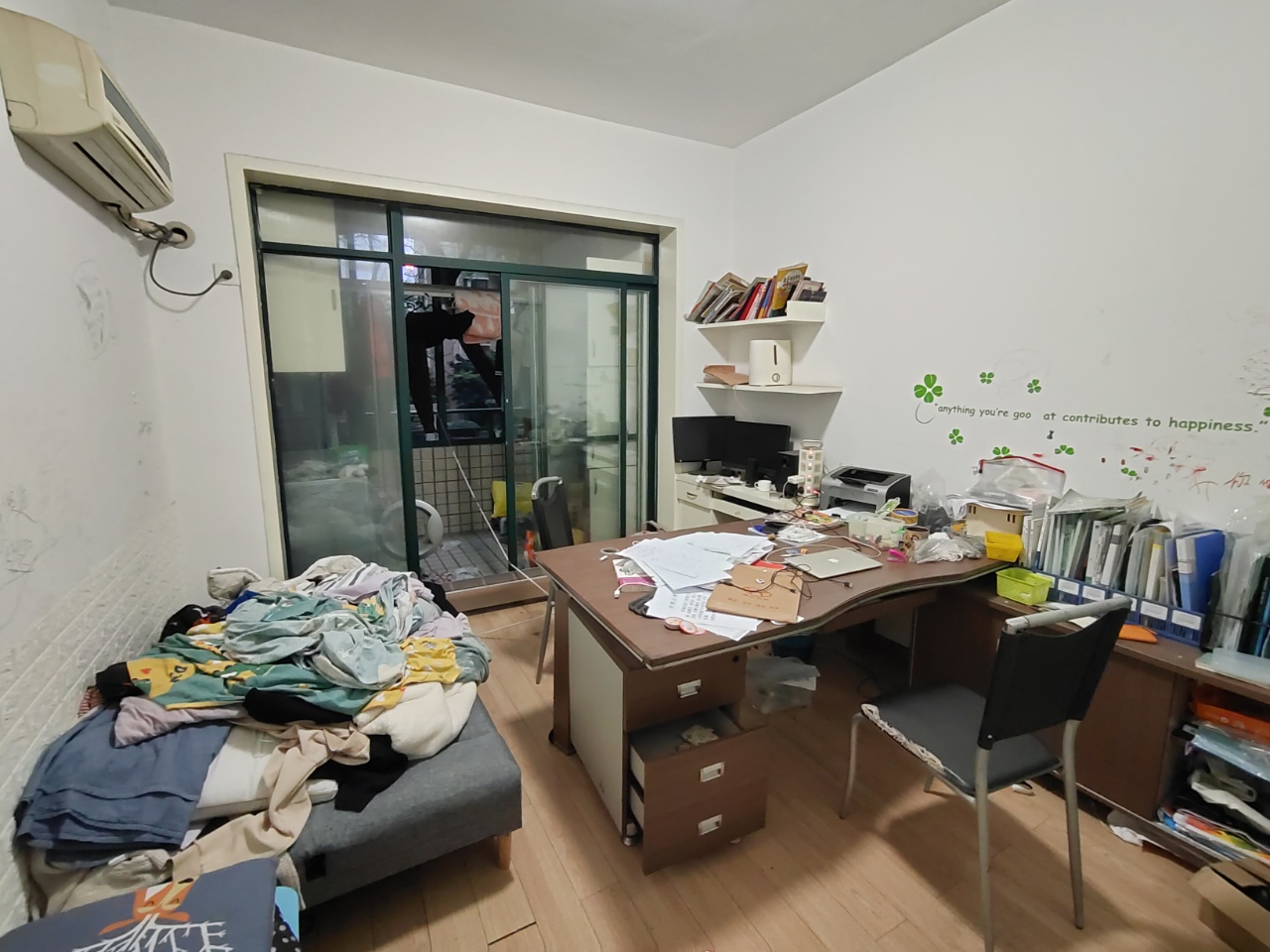 西域名邸 3室2厅2卫 75.0万 西域名邸 3室2厅2卫 75.0万室内图