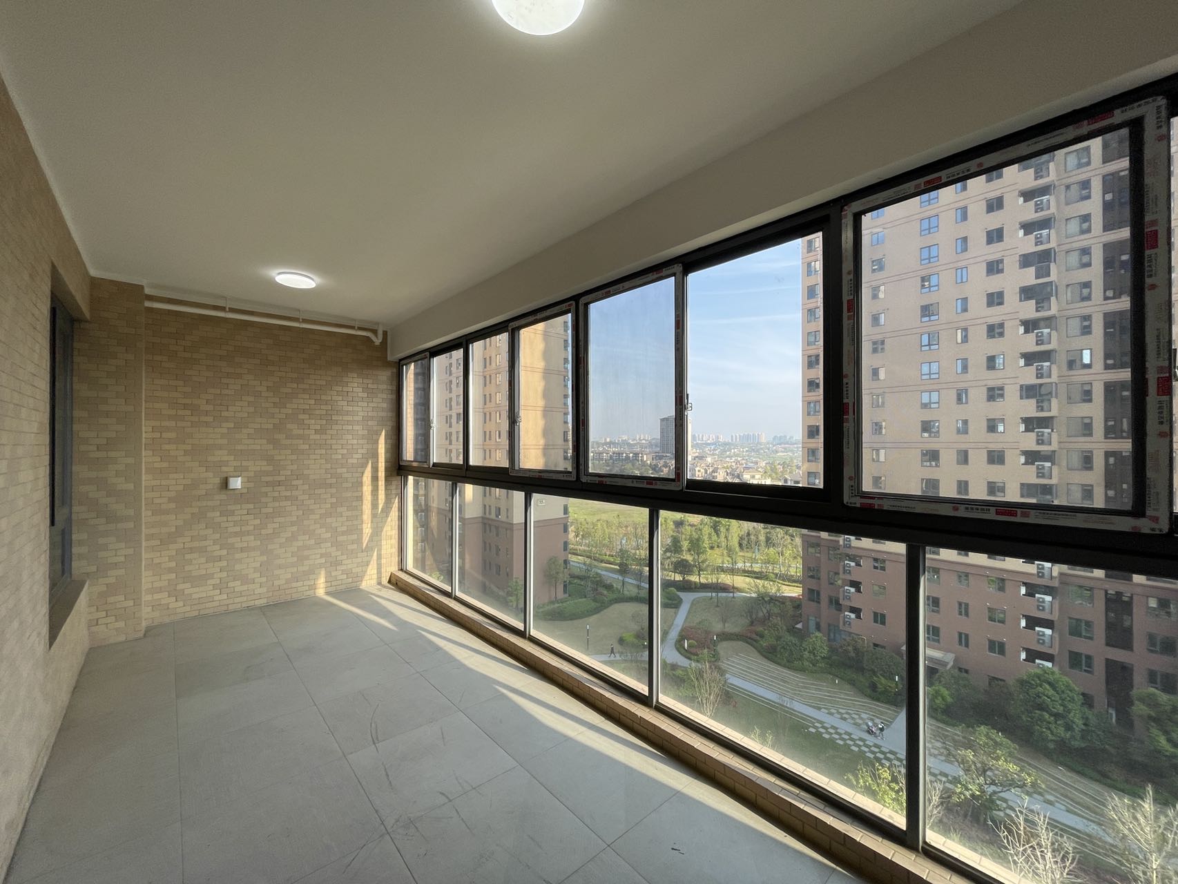 晋合湘水湾六期 3室2厅2卫 102.0万 晋合湘水湾六期 3室2厅2卫 102.0万室内图