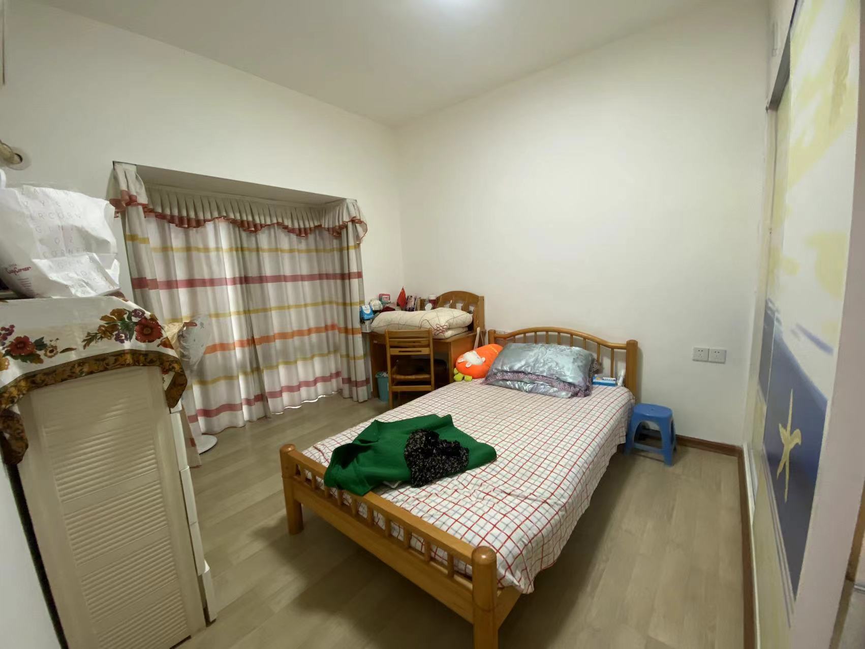 秦淮世家 3室2厅1卫 55.0万 秦淮世家 3室2厅1卫 55.0万室内图