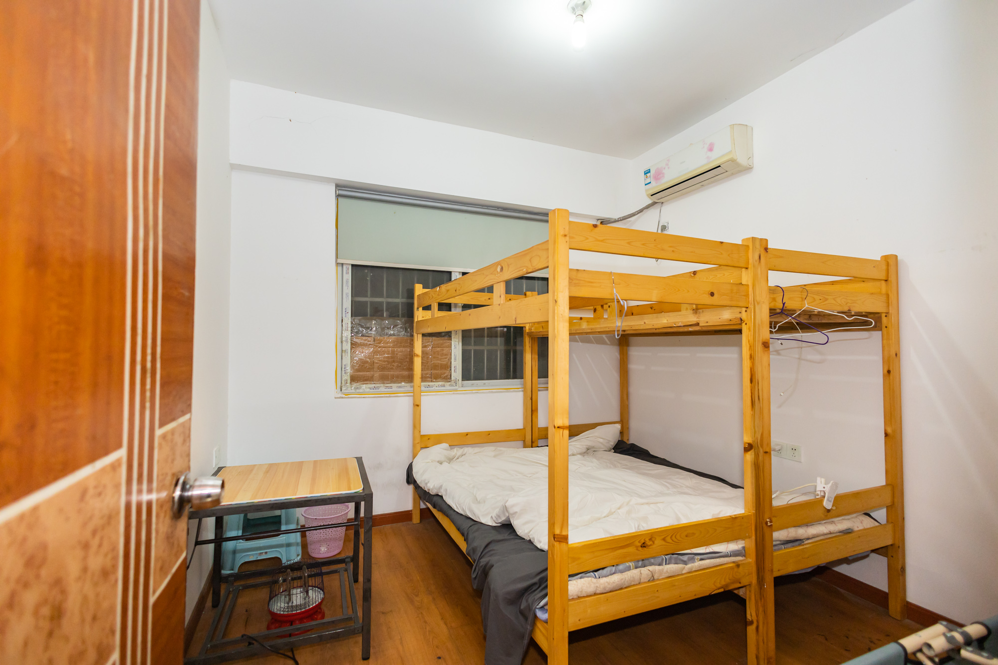 开源鑫苑 4室2厅2卫 76.0万 开源鑫苑 4室2厅2卫 76.0万卧室