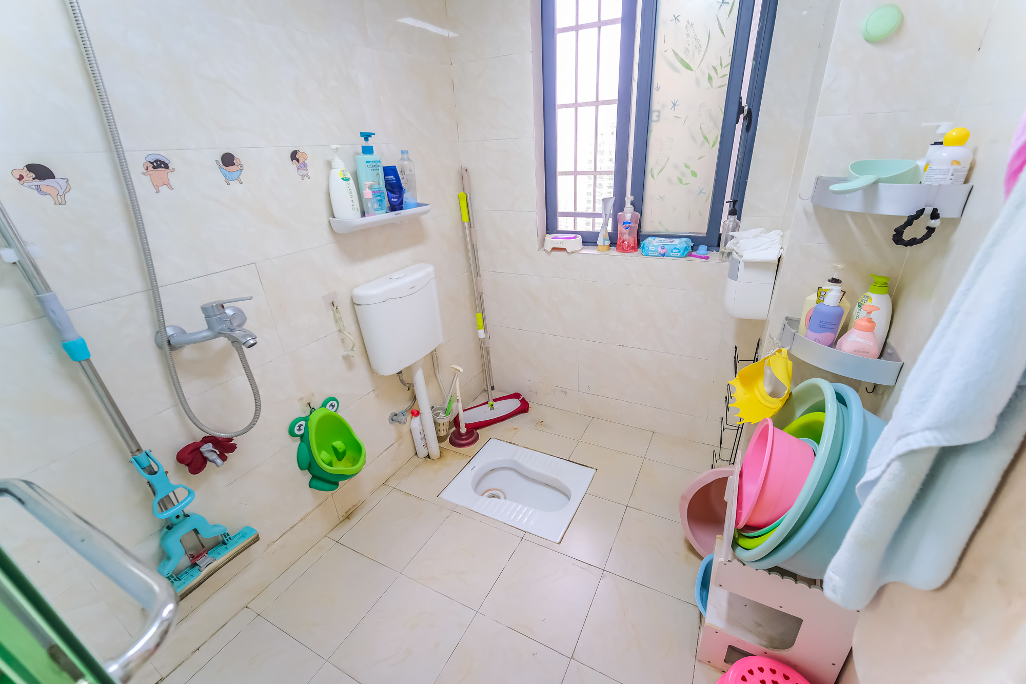 花样年华  4室2厅2卫    96.8万 花样年华  4室2厅2卫    96.8万卫生间