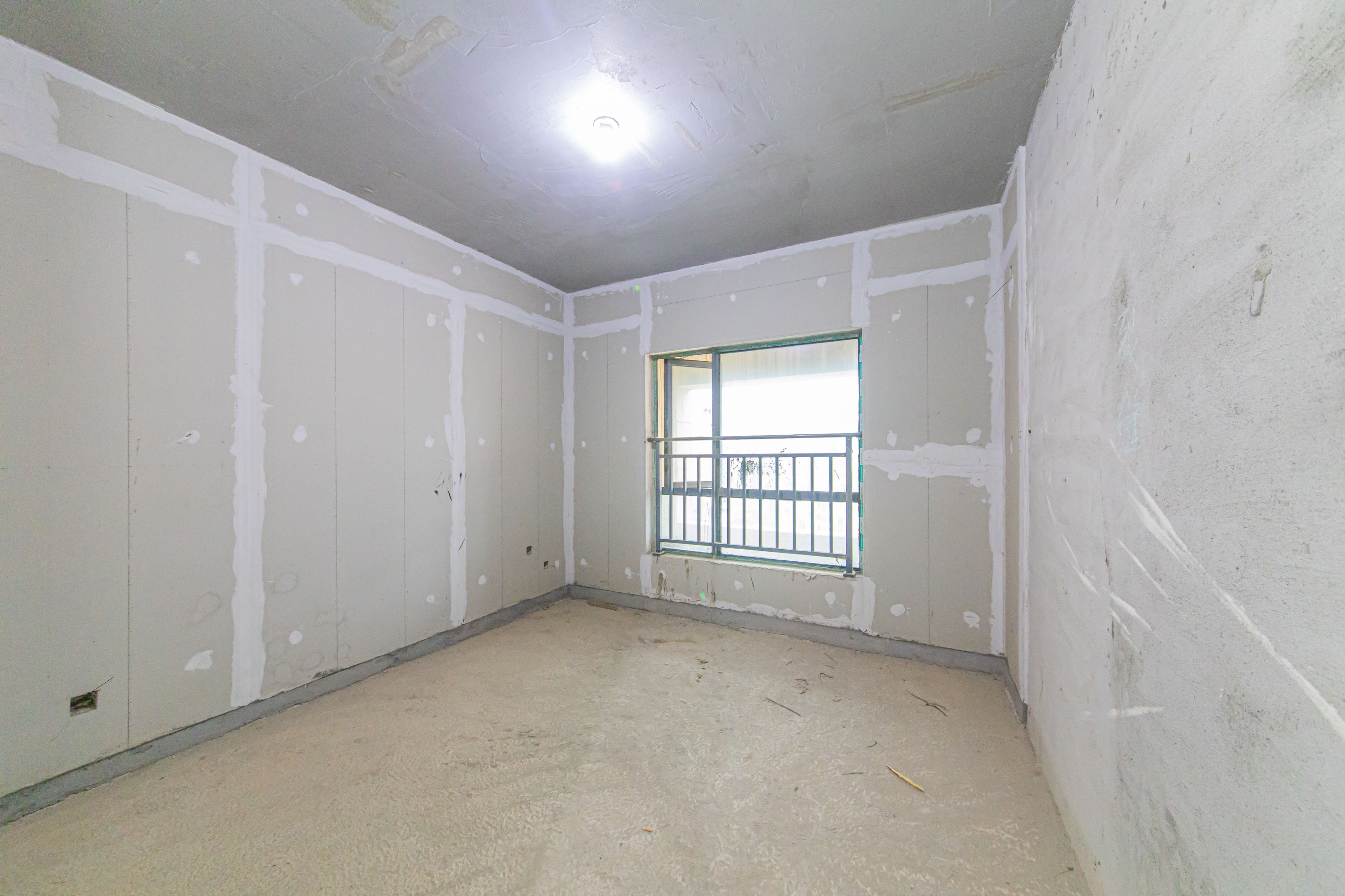 东能华府 4室2厅2卫 112.0万 东能华府 4室2厅2卫 112.0万卧室