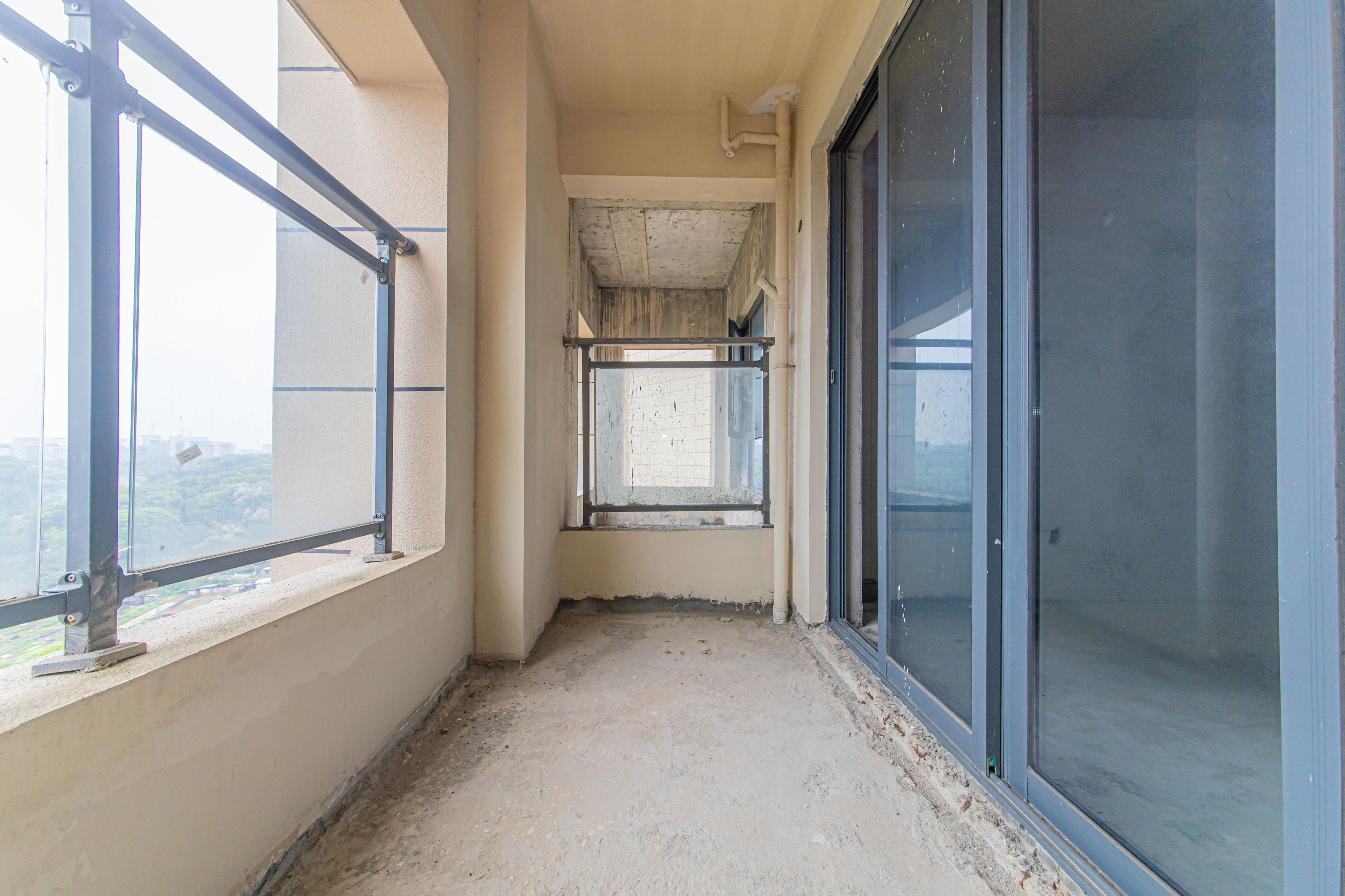 东能华府 4室2厅2卫 112.0万 东能华府 4室2厅2卫 112.0万阳台