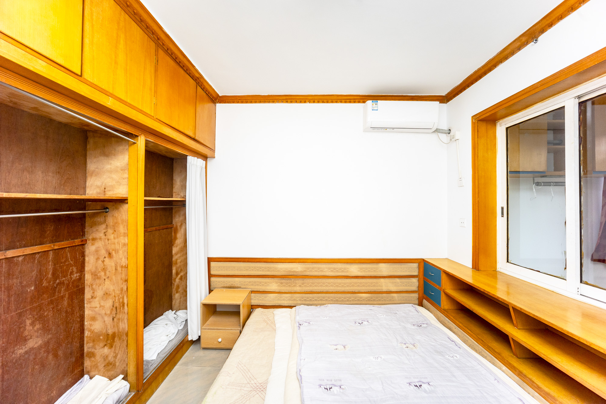 东瓜山一村送变电小区  2室2厅1卫   42.00万卧室