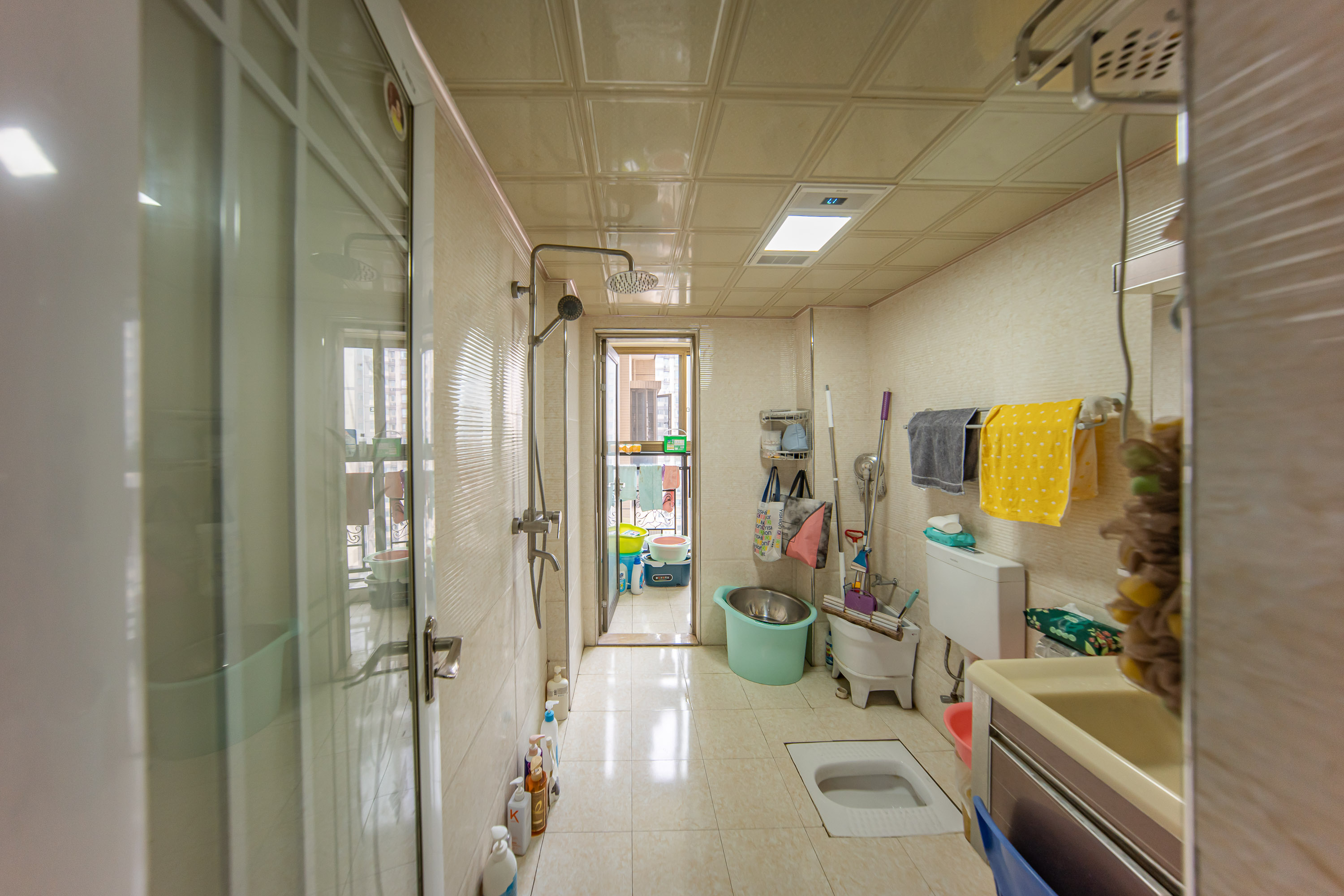 江山帝景哈佛  3室2厅2卫    95.0万卫生间