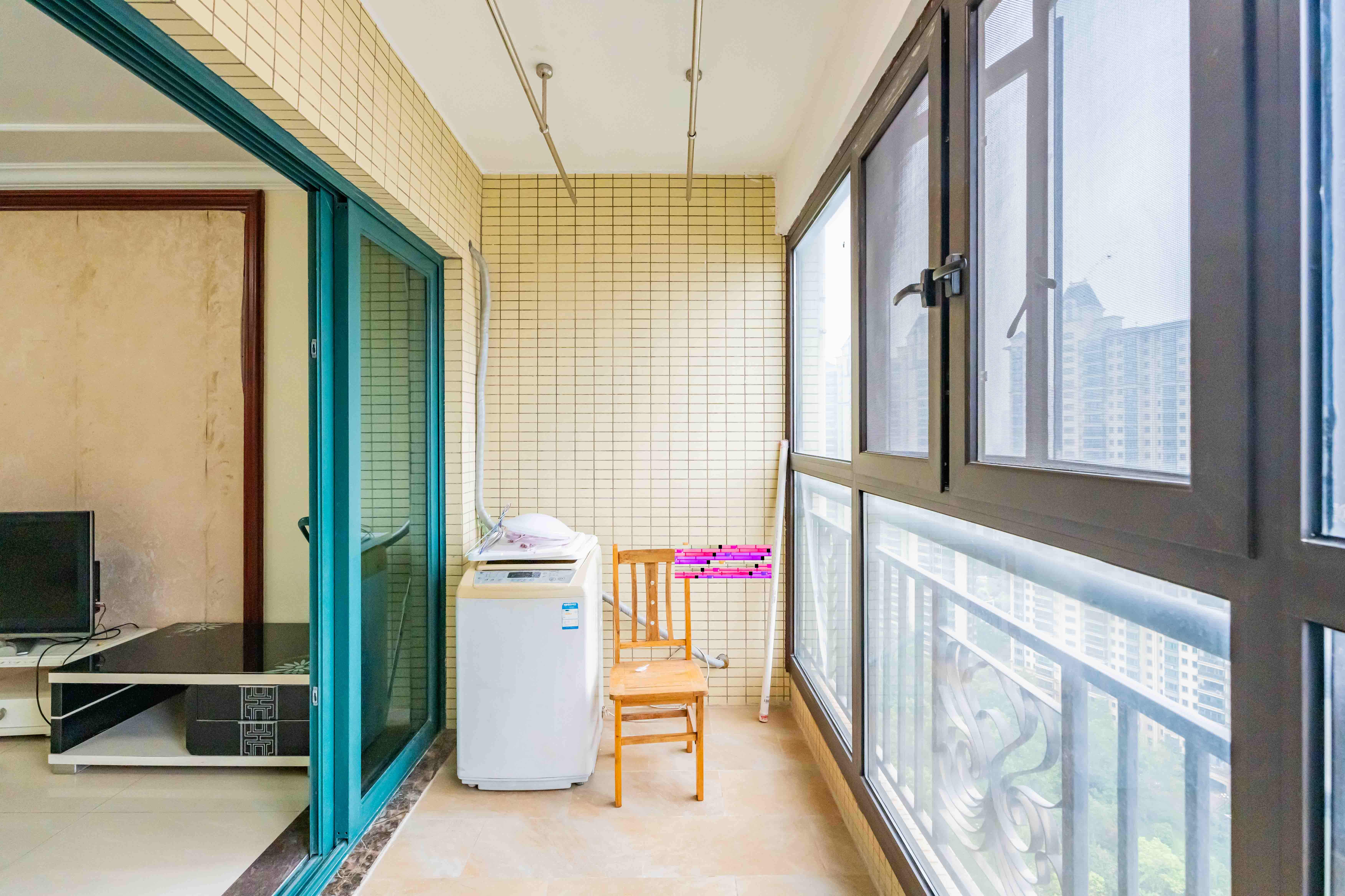 恒大雅苑 3室2厅1卫 102.0万 恒大雅苑 3室2厅1卫 102.0万阳台