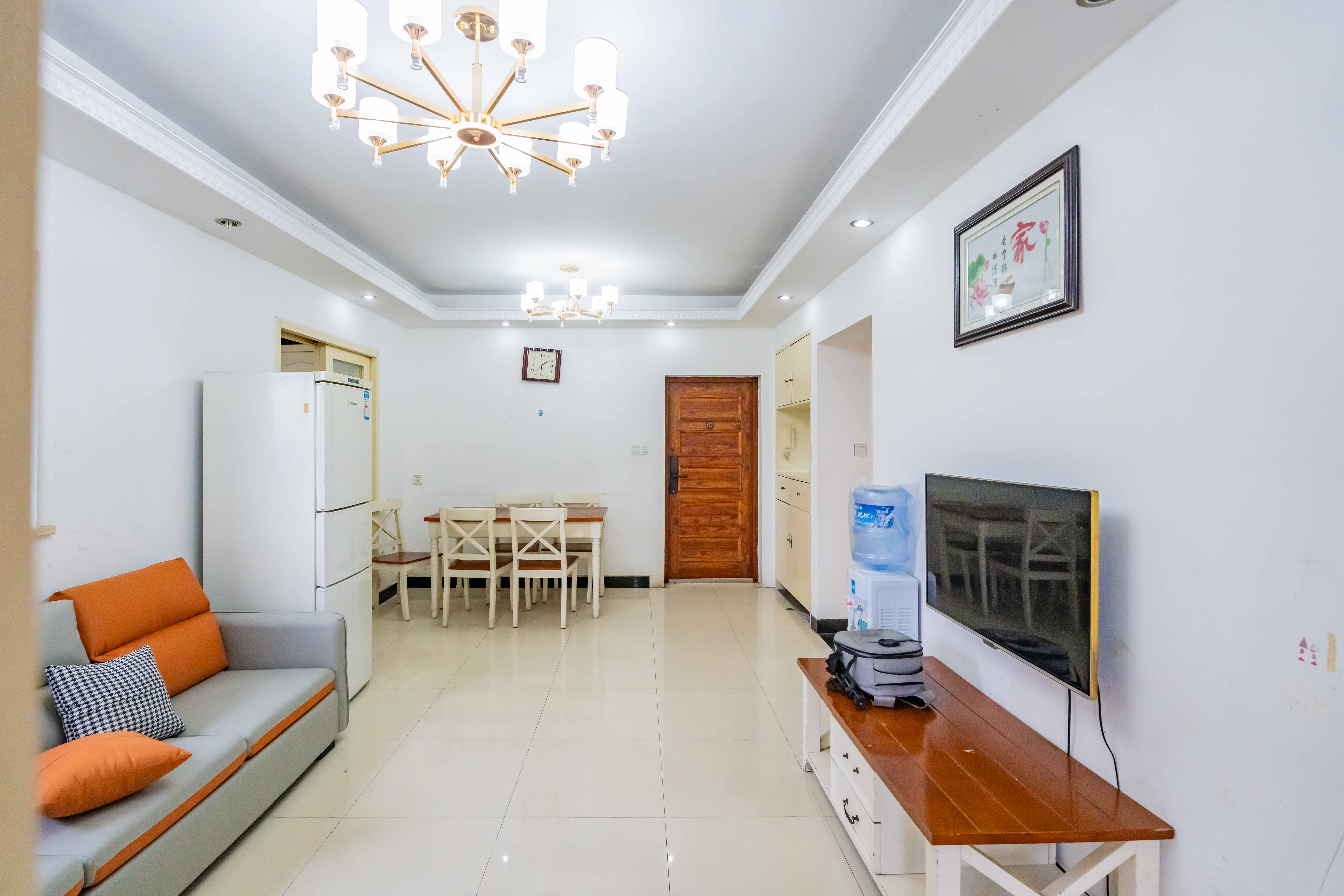 兰亭峰景  3室2厅1卫    70.0万客厅