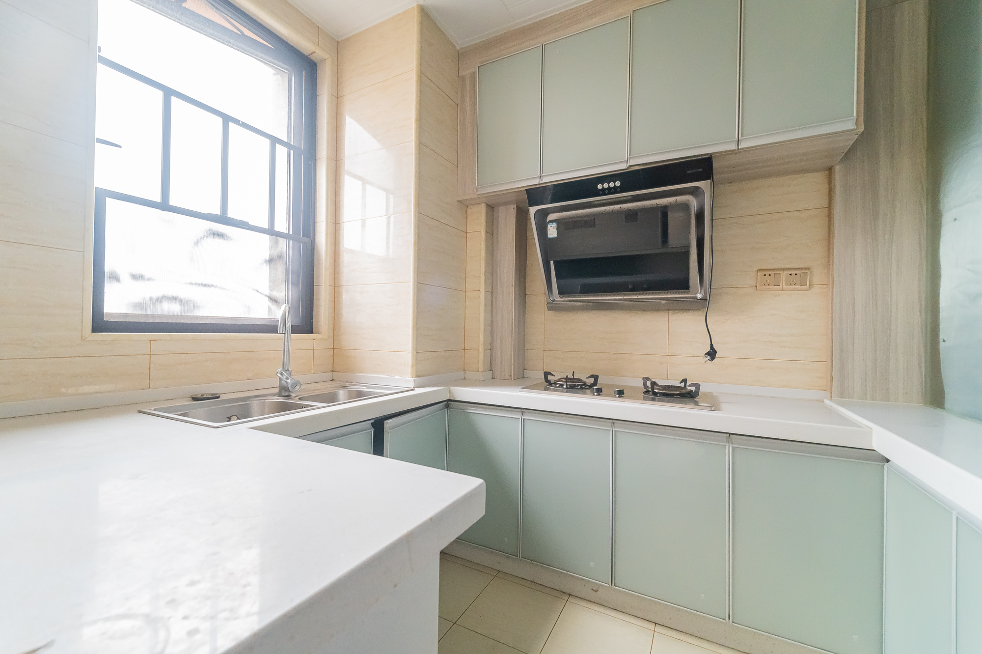 国泰九龙湾 1室1厅1卫 29.8万 国泰九龙湾 1室1厅1卫 29.8万厨房