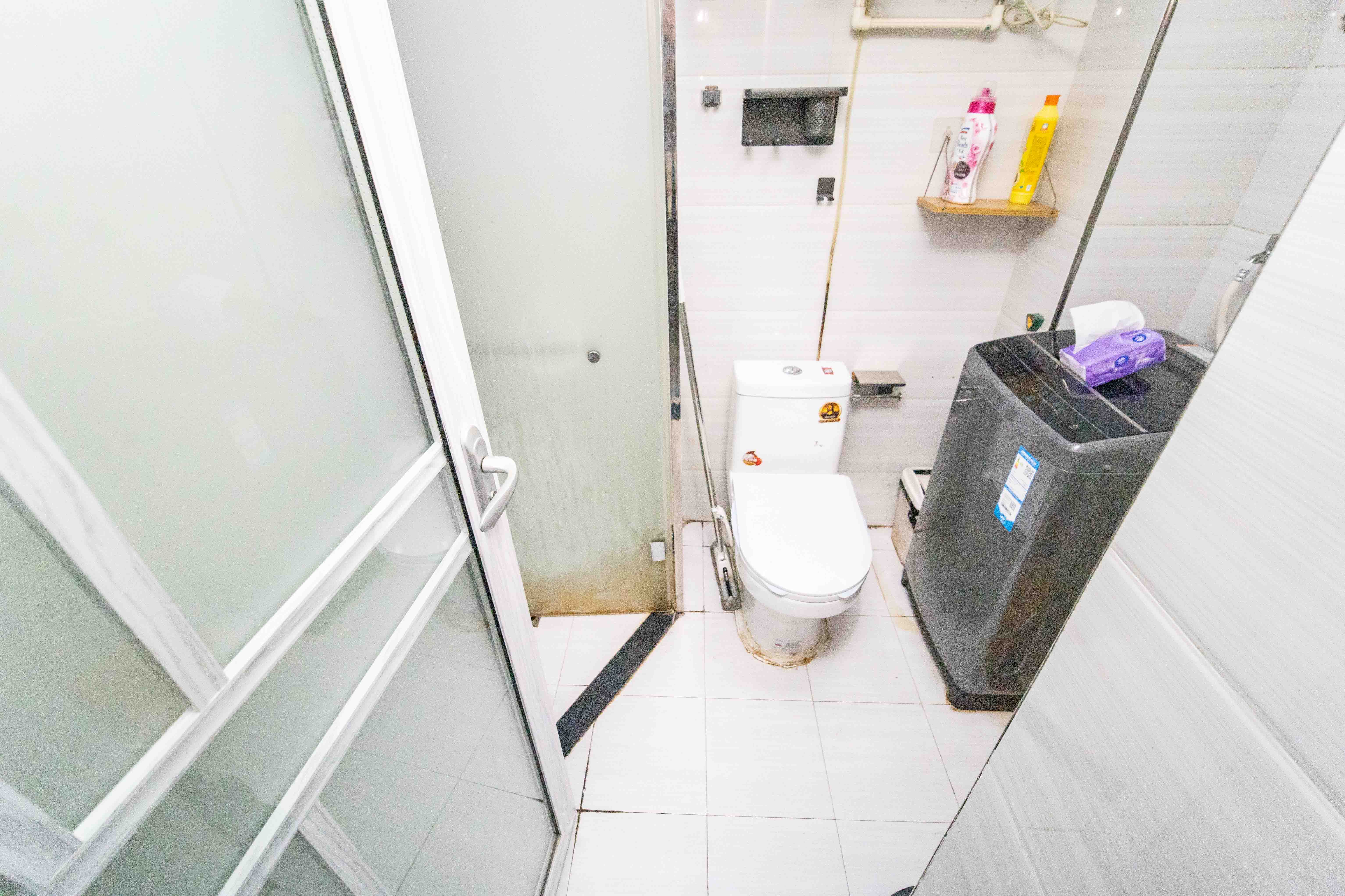 惠通才郡  1室1厅1卫    35.0万卫生间