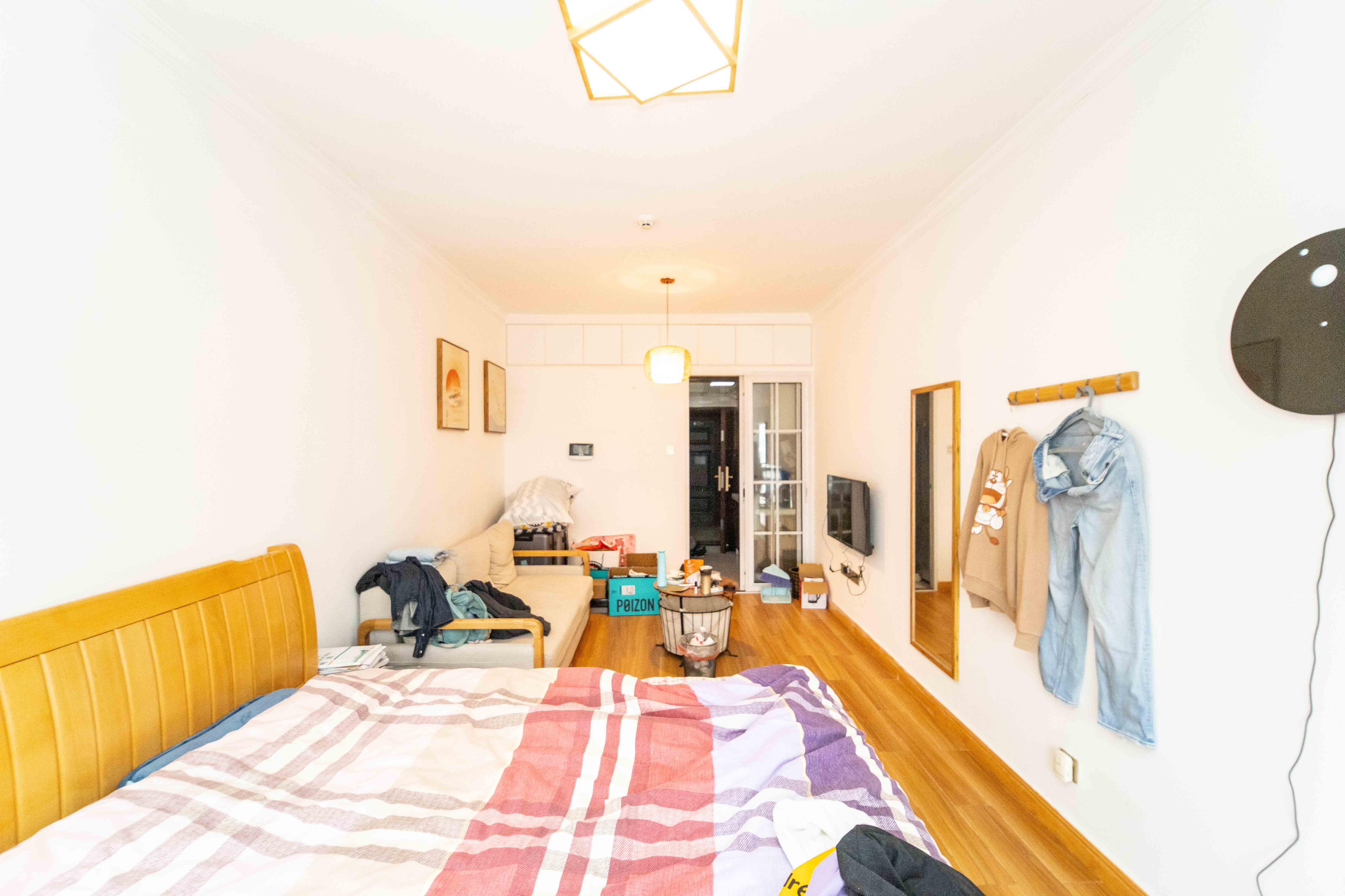 惠通才郡  1室1厅1卫    35.0万卧室