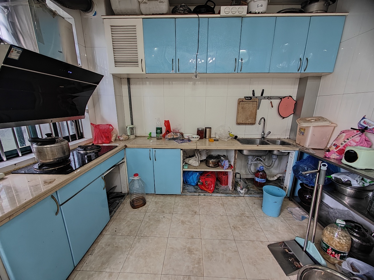 海创明珠花园 4室2厅2卫 90.0万 海创明珠花园 4室2厅2卫 90.0万室内图