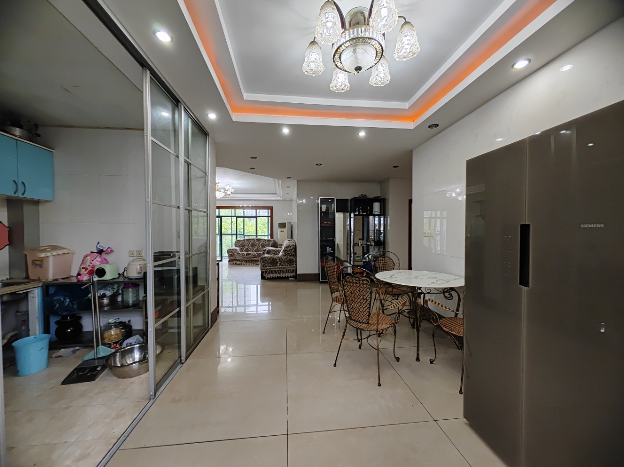 海创明珠花园 4室2厅2卫 90.0万 海创明珠花园 4室2厅2卫 90.0万室内图