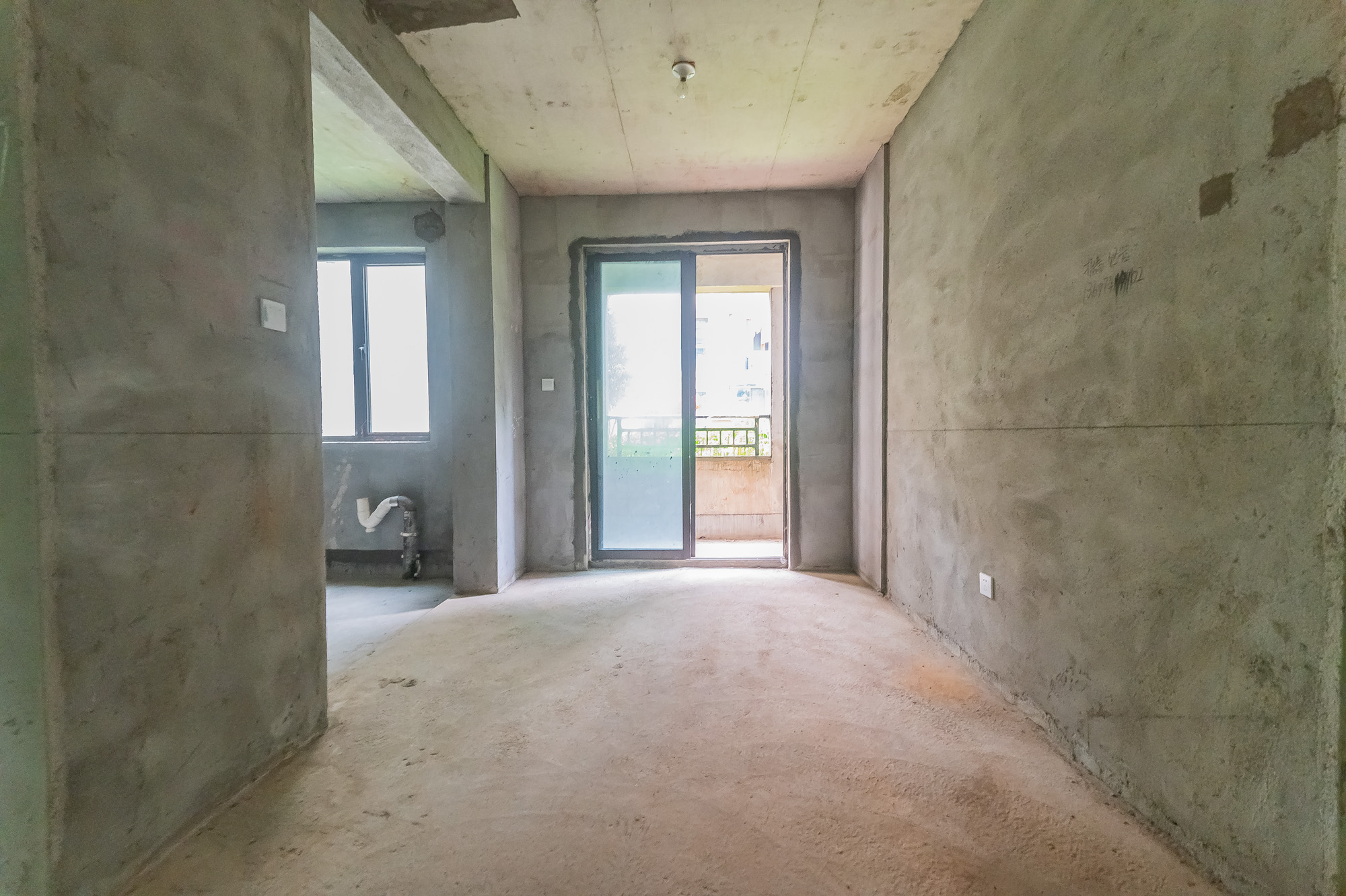 星湖湾二期洋房  4室2厅2卫    170.0万 星湖湾二期洋房  4室2厅2卫    170.0万客厅