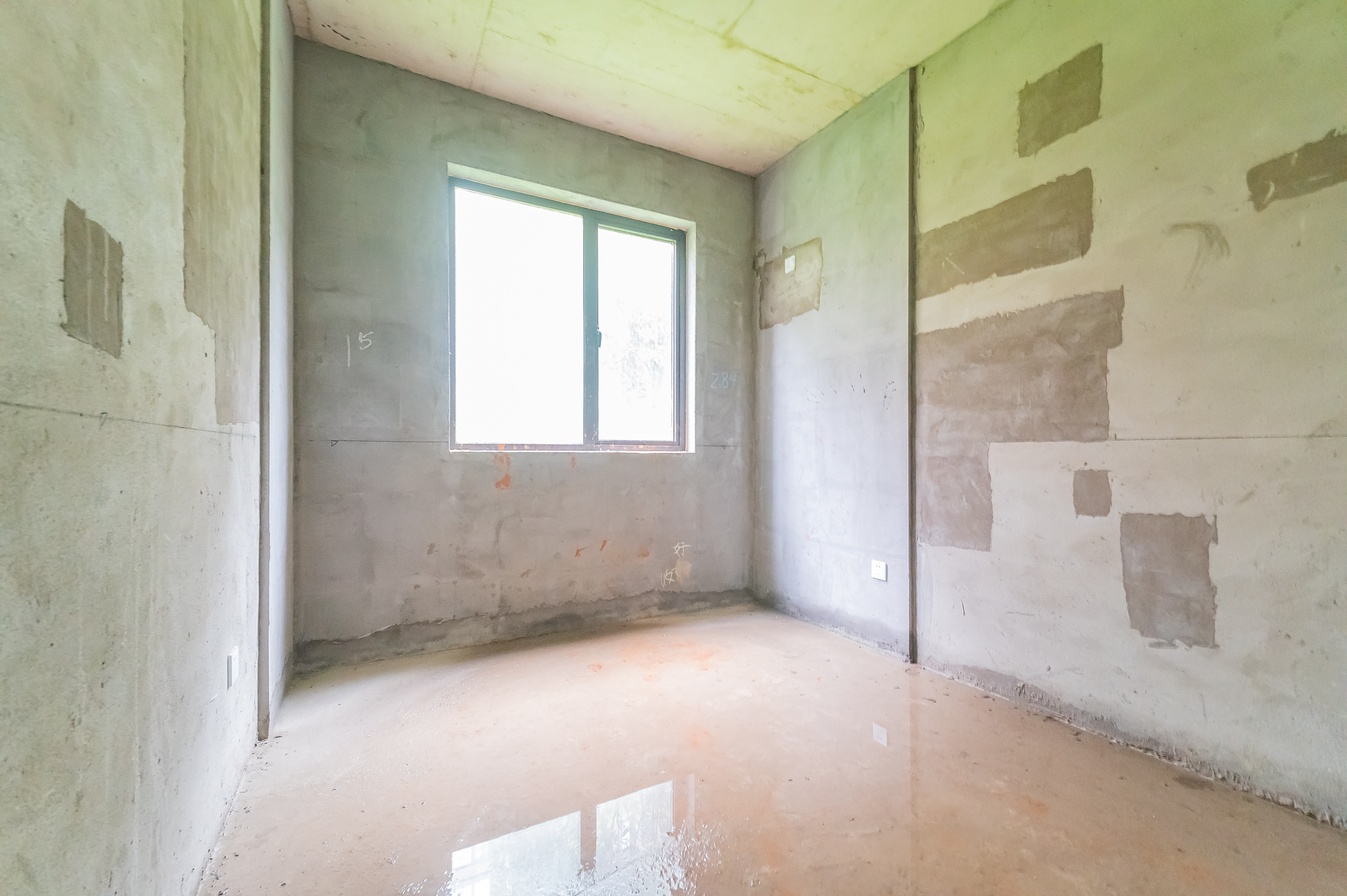 星湖湾二期洋房  4室2厅2卫    170.0万 星湖湾二期洋房  4室2厅2卫    170.0万其他