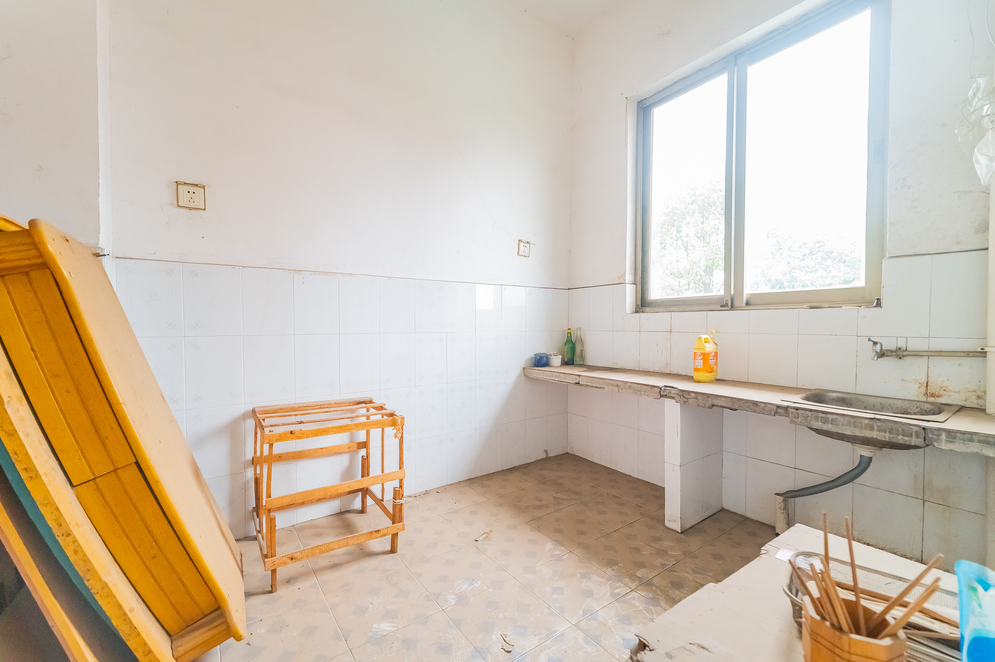 电信公司宿舍 3室2厅2卫 39.8万 电信公司宿舍 3室2厅2卫 39.8万其他