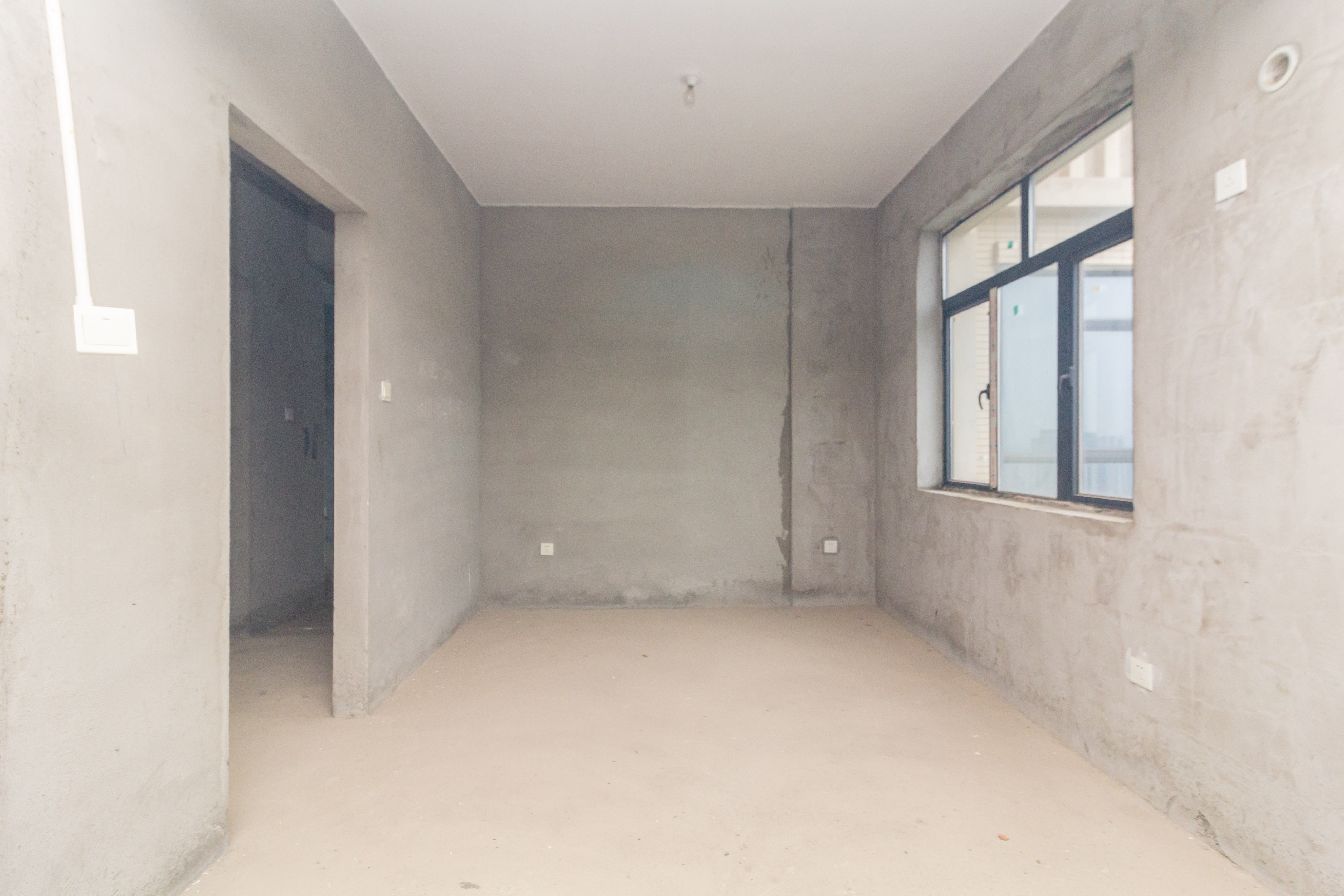 辉煌国际城二期 4室2厅2卫 98.0万 辉煌国际城二期 4室2厅2卫 98.0万卧室