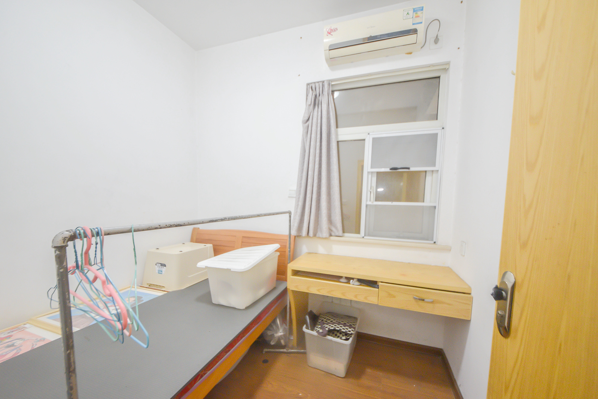 宏泽佳园  3室1厅1卫   158.00万卧室