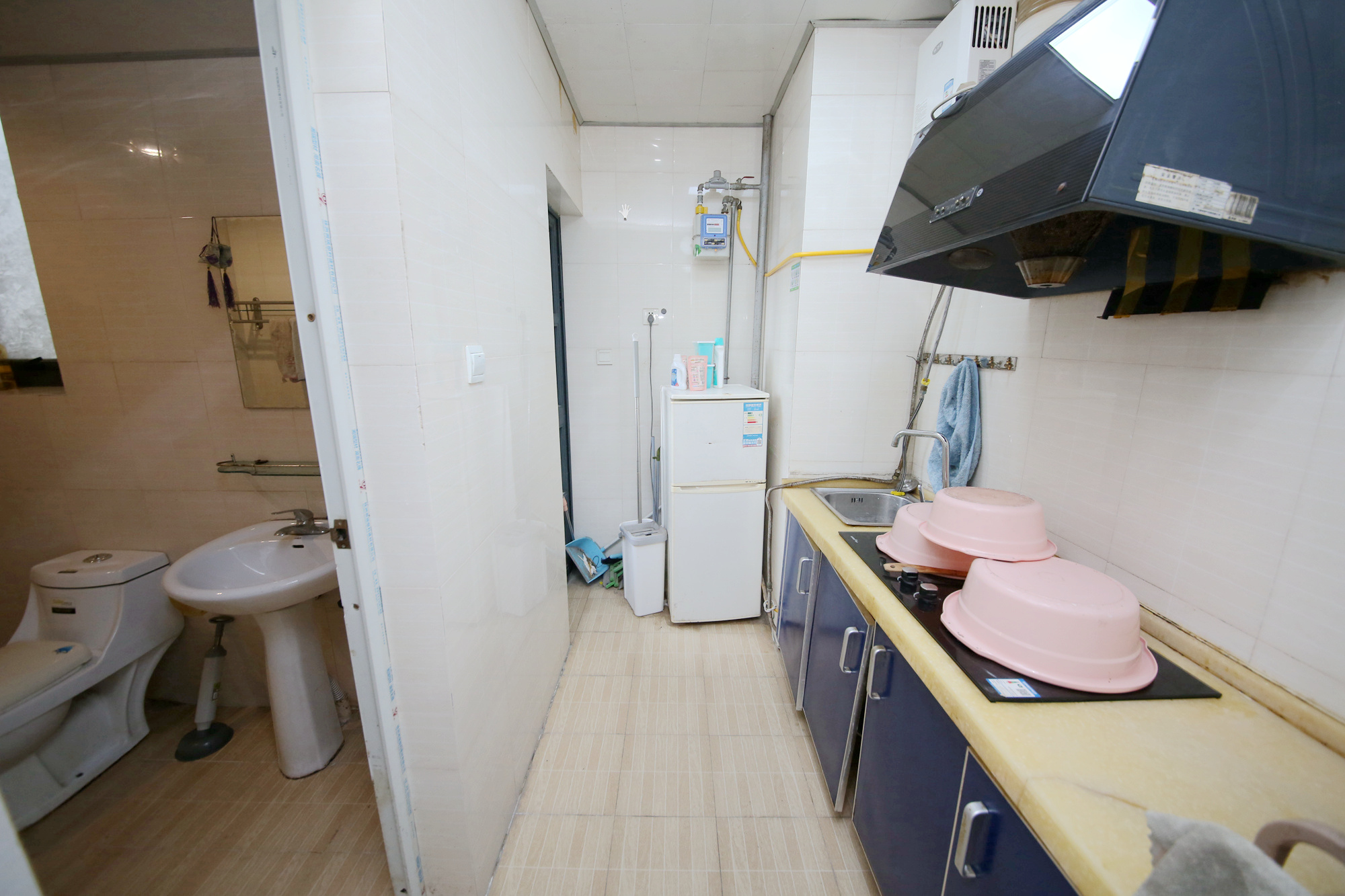 中天广场  1室1厅1卫   62.00万厨房