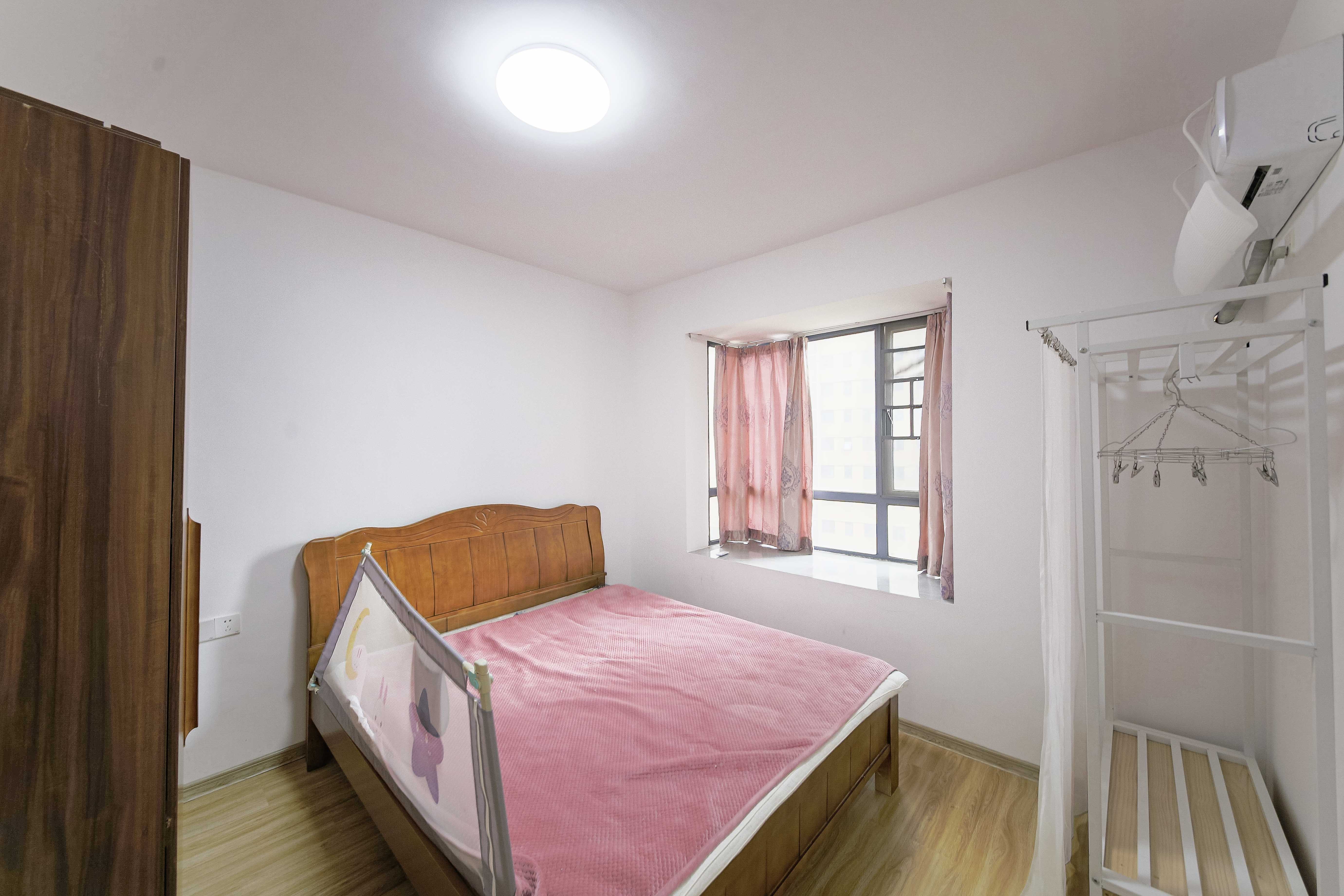 水墨林溪  3室2厅2卫    106.0万 水墨林溪  3室2厅2卫    106.0万卧室