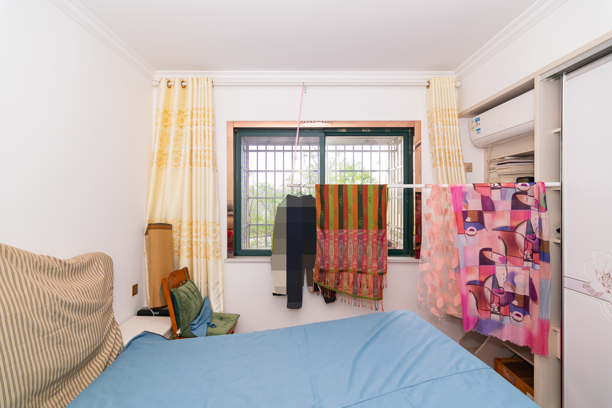 红建滨水铭城 3室2厅1卫 64.0万 红建滨水铭城 3室2厅1卫 64.0万卧室