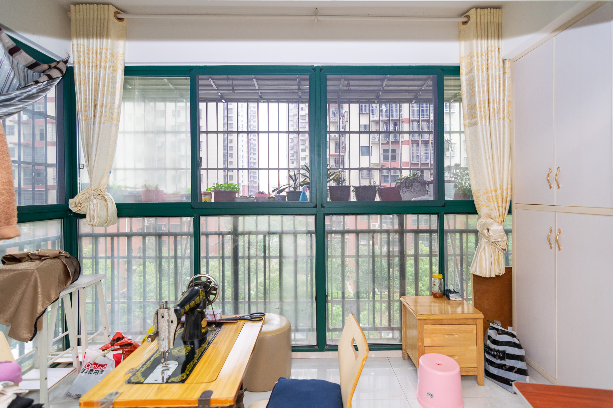 红建滨水铭城 3室2厅1卫 64.0万 红建滨水铭城 3室2厅1卫 64.0万阳台