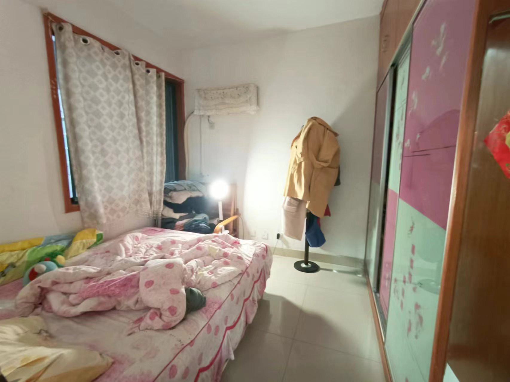 城市风景  2室2厅1卫    32.0万室内图