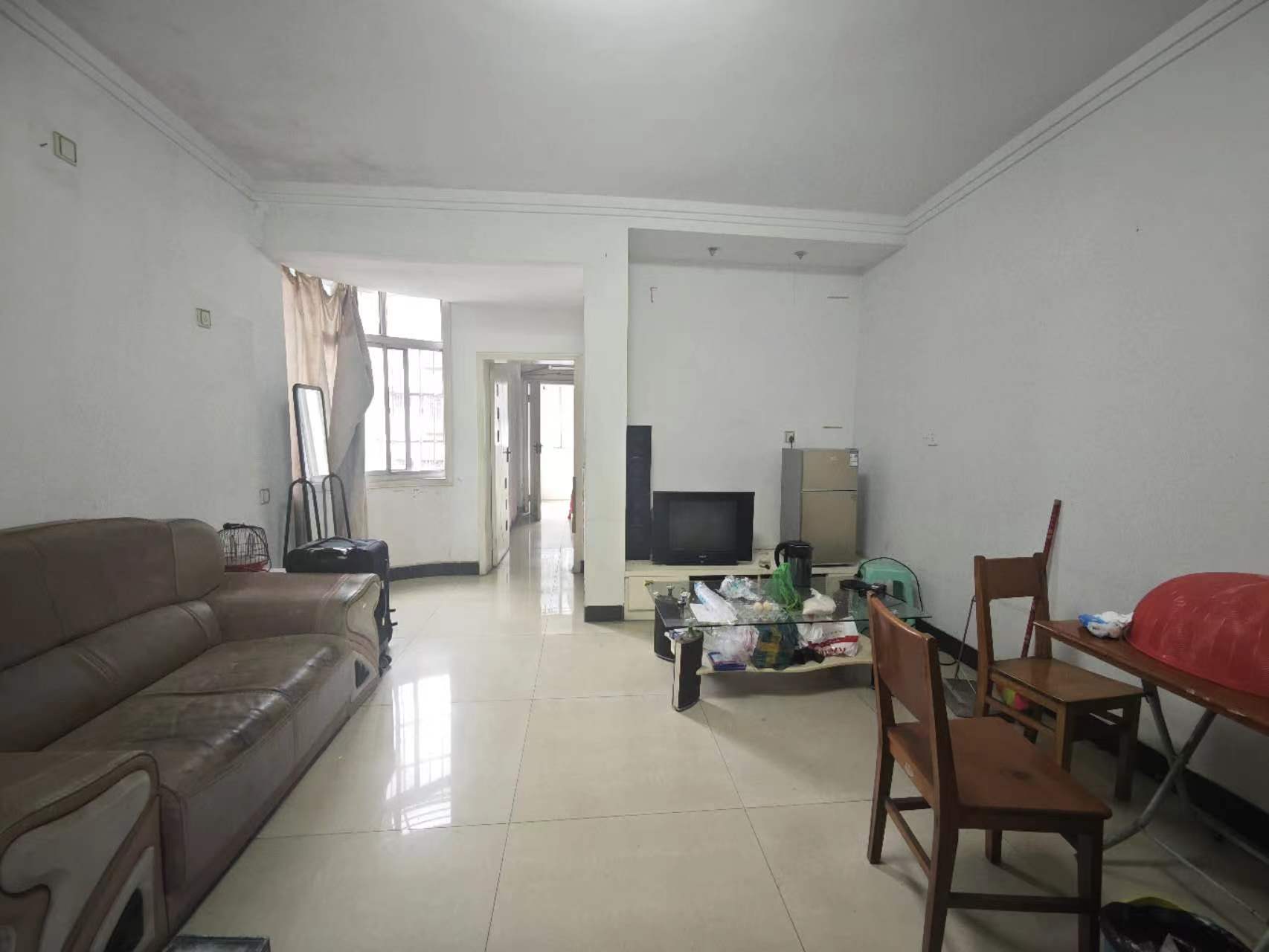 华西楼 2室1厅1卫 25.0万 华西楼 2室1厅1卫 25.0万室内图