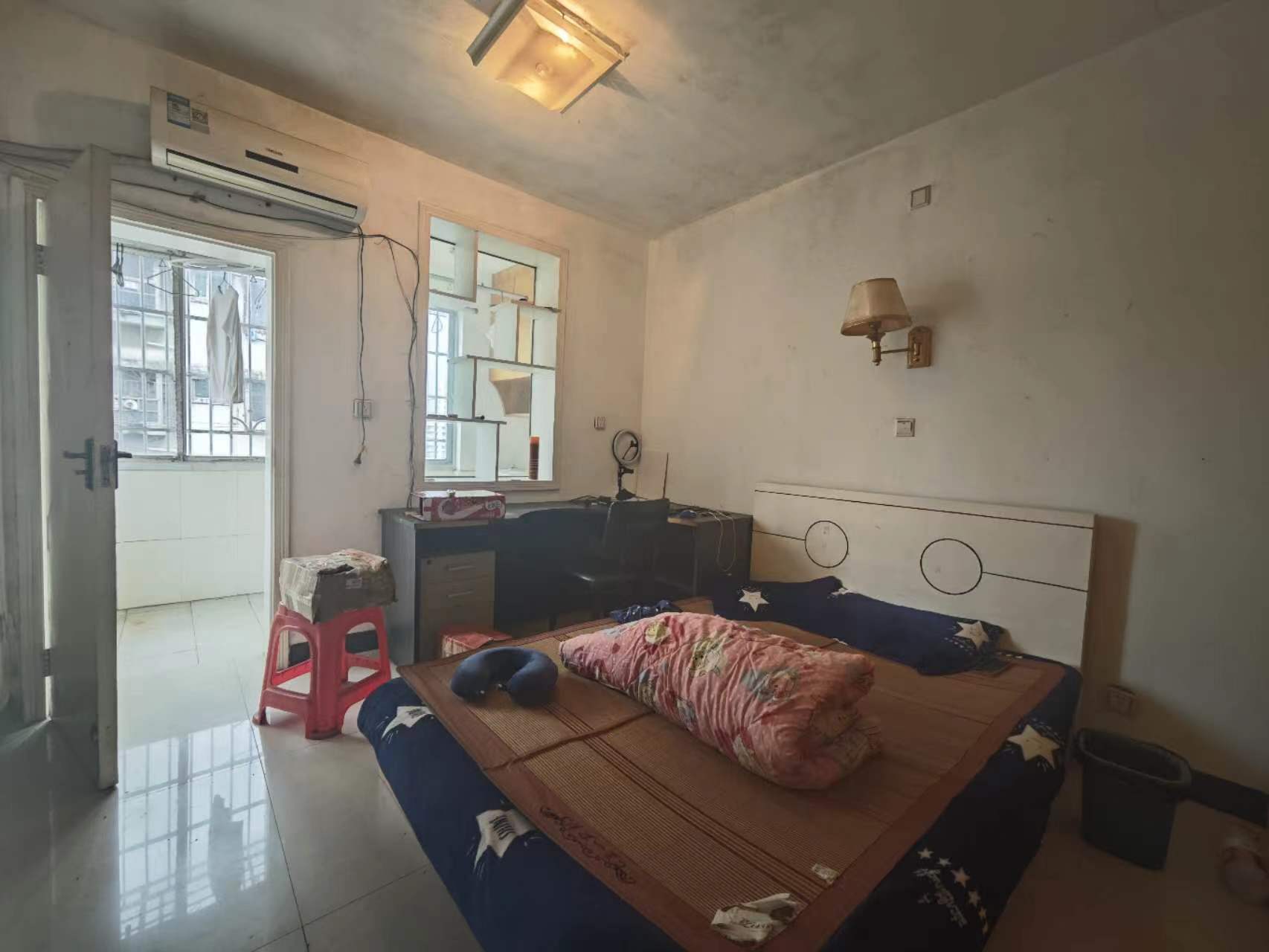 华西楼 2室1厅1卫 25.0万 华西楼 2室1厅1卫 25.0万室内图