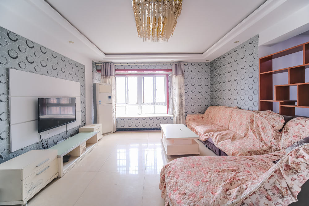 山水湾H区  4室2厅2卫    71.8万