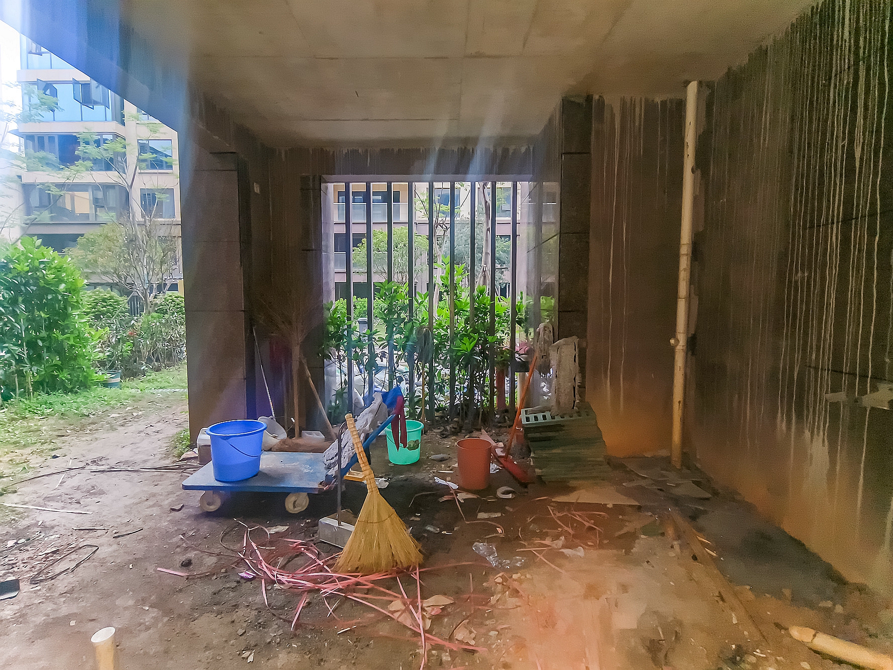 合能枫丹新里  5室2厅2卫    198.0万厨房