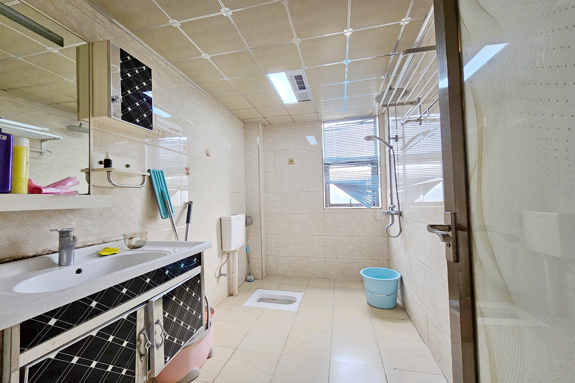 茂华国际湘 4室2厅2卫 167.8万 茂华国际湘 4室2厅2卫 167.8万卫生间