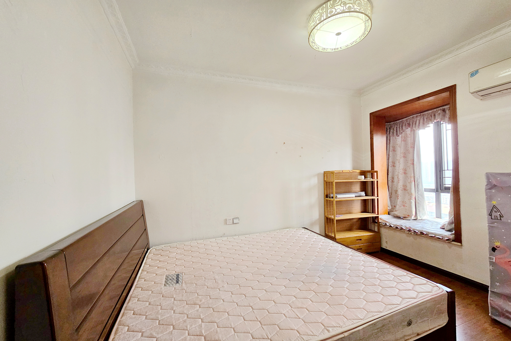 茂华国际湘 4室2厅2卫 167.8万 茂华国际湘 4室2厅2卫 167.8万卧室