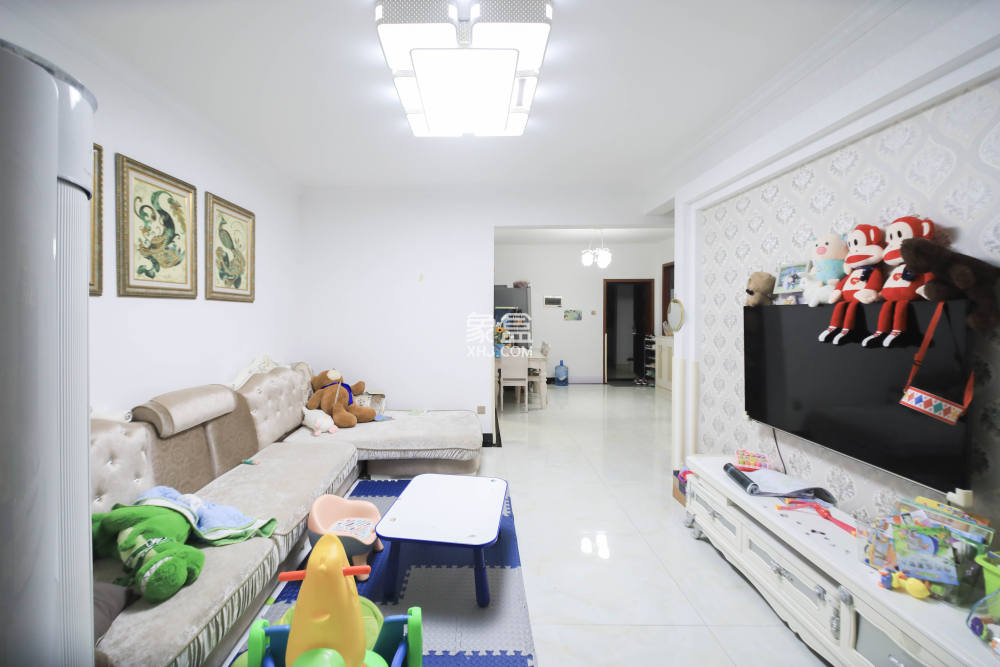 翡翠云天  2室2厅1卫    102.0万