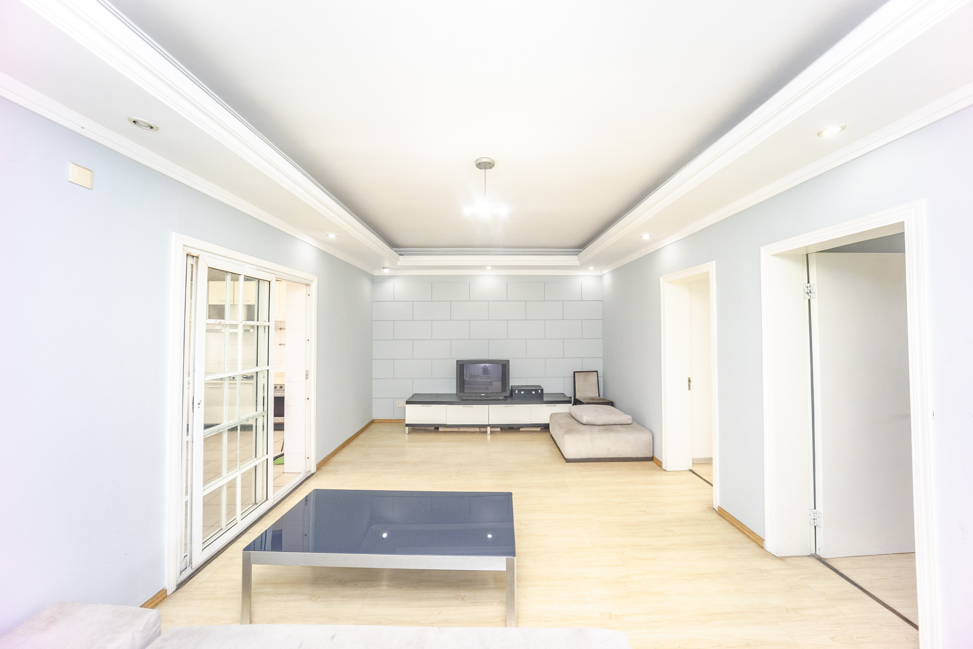 湖南第六工程有限公司机关小区(六公司机关大院)  2室1厅1卫    45.0万 湖南第六工程有限公司机关小区(六公司机关大院)  2室1厅1卫    45.0万客厅