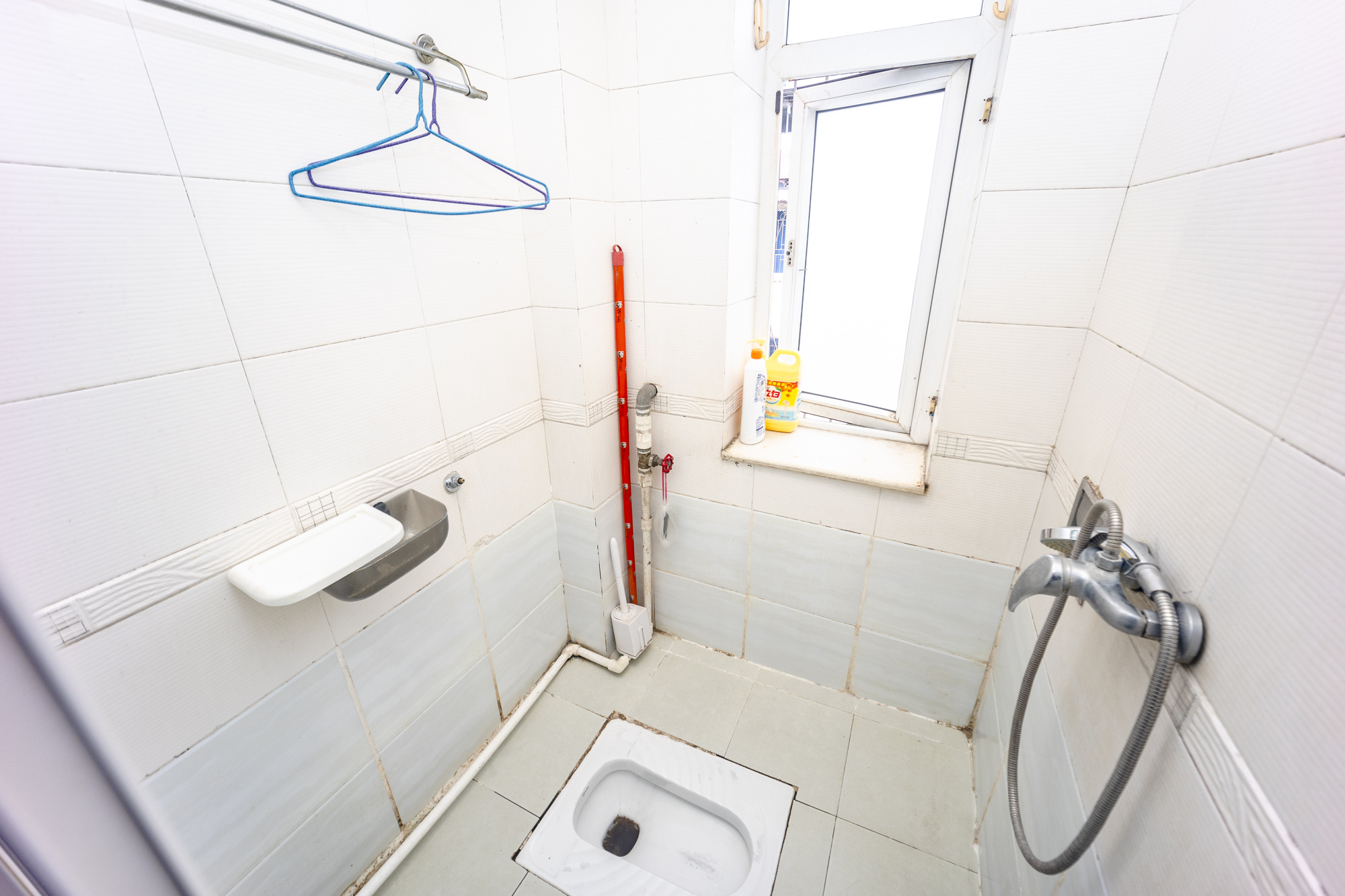 湖南第六工程有限公司机关小区(六公司机关大院)  2室1厅1卫    45.0万 湖南第六工程有限公司机关小区(六公司机关大院)  2室1厅1卫    45.0万卫生间