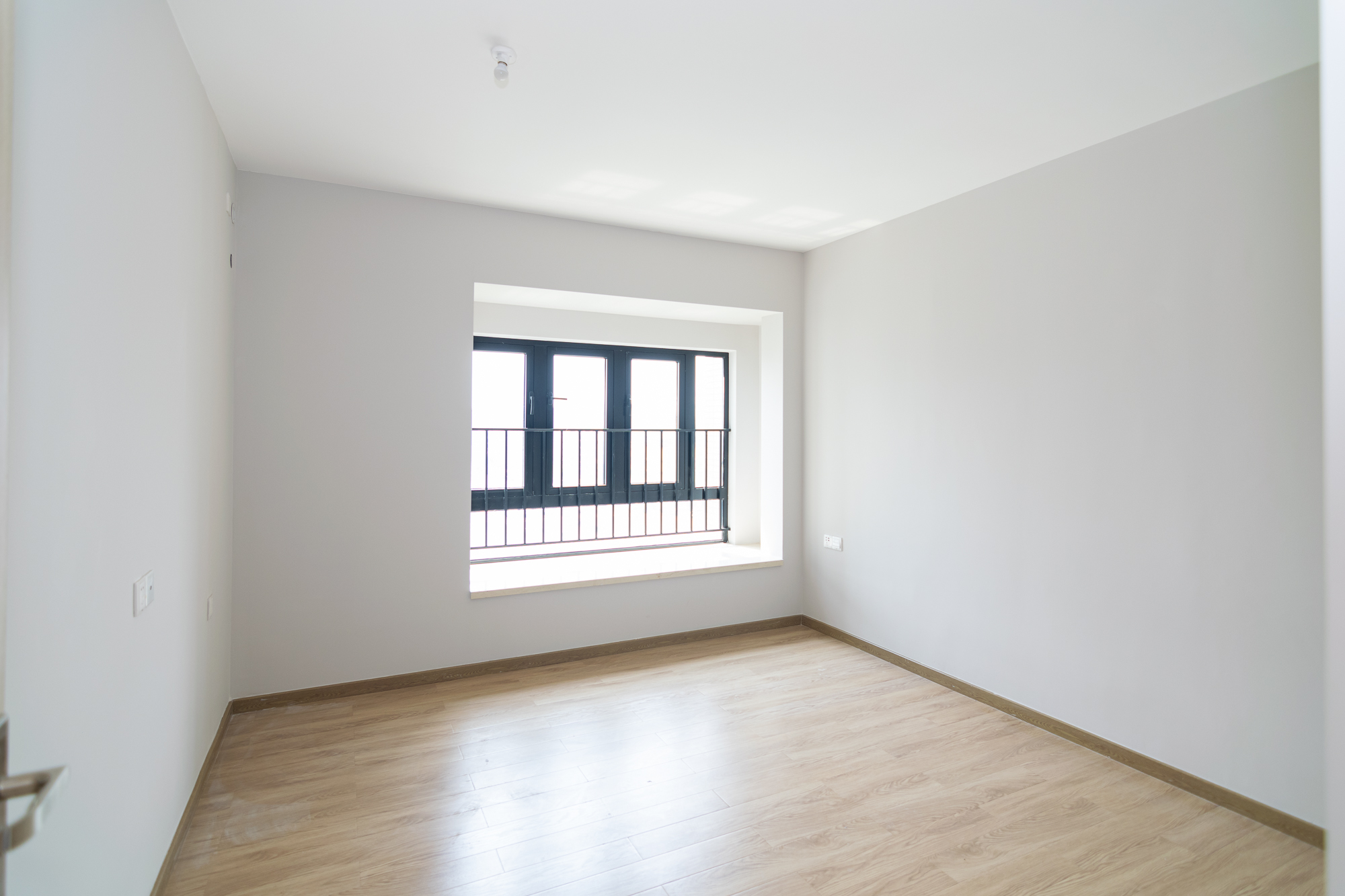 时代年华  4室2厅2卫    112.7万 时代年华  4室2厅2卫    112.7万卧室