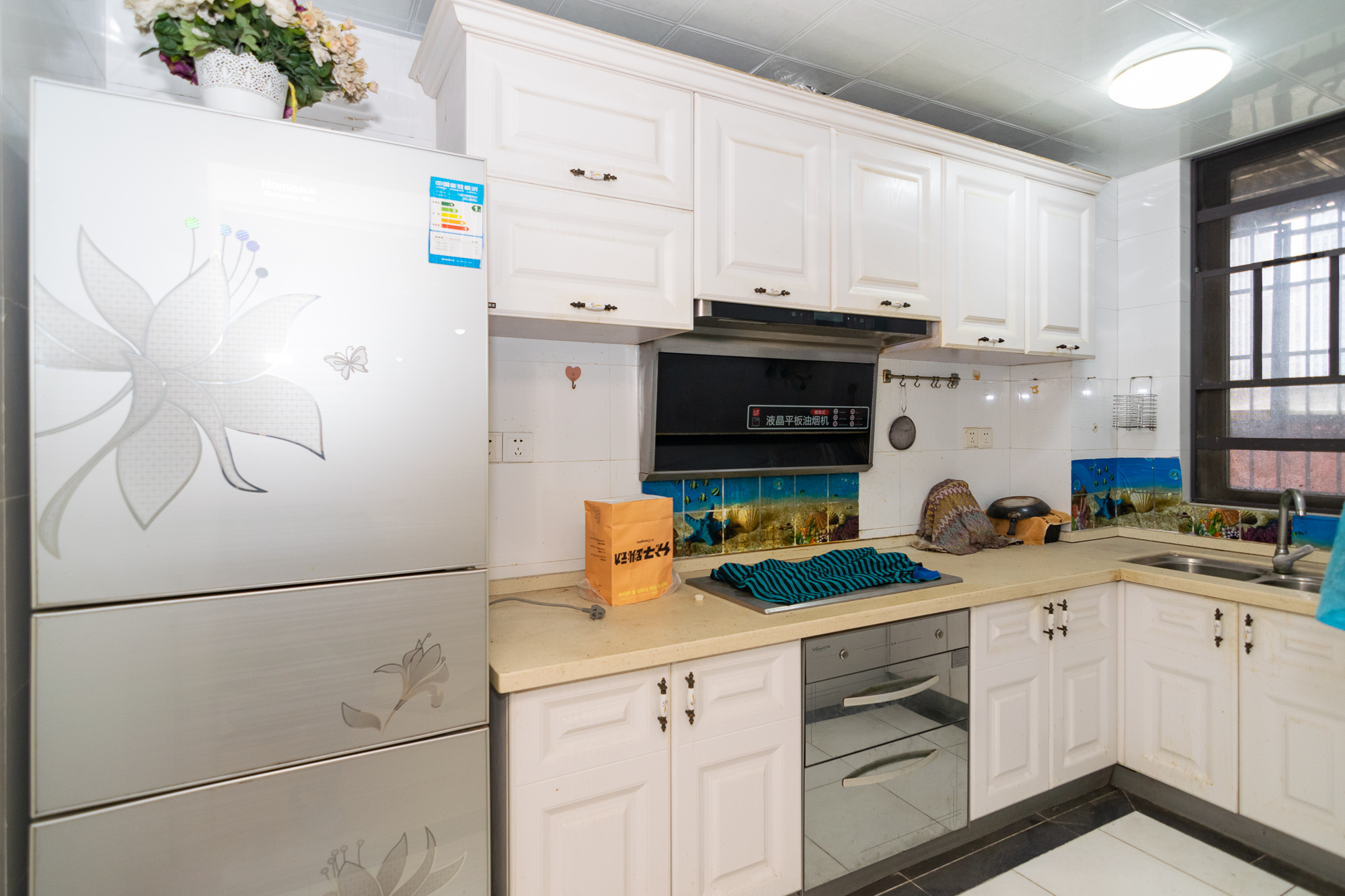 湖南报业文化城(米地亚家园) 3室2厅2卫 96.8万 湖南报业文化城(米地亚家园) 3室2厅2卫 96.8万厨房