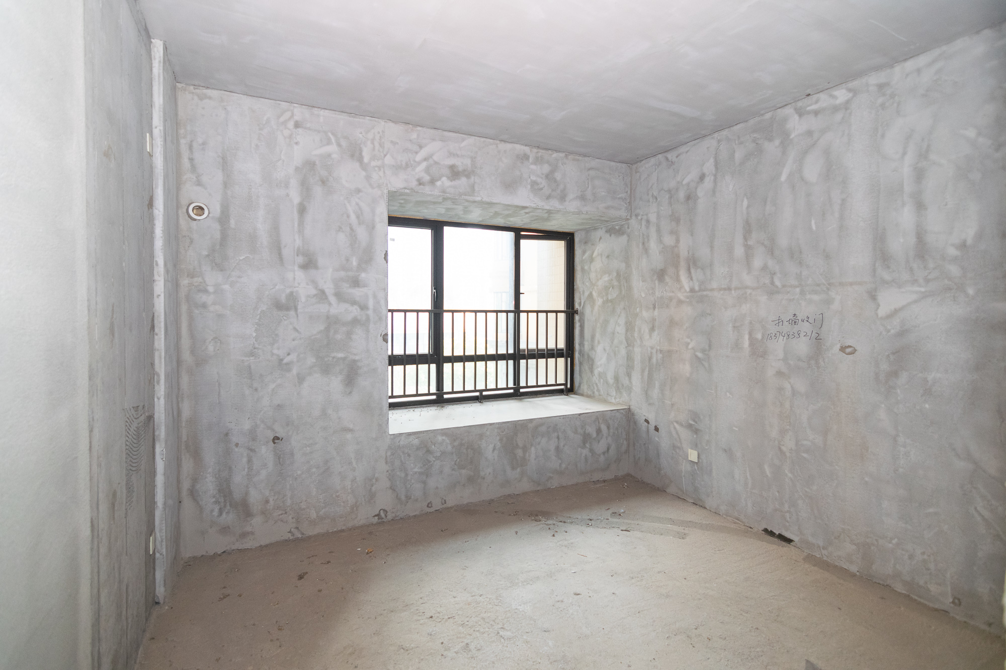 三润城(三润星城) 4室2厅2卫 98.0万 三润城(三润星城) 4室2厅2卫 98.0万卧室