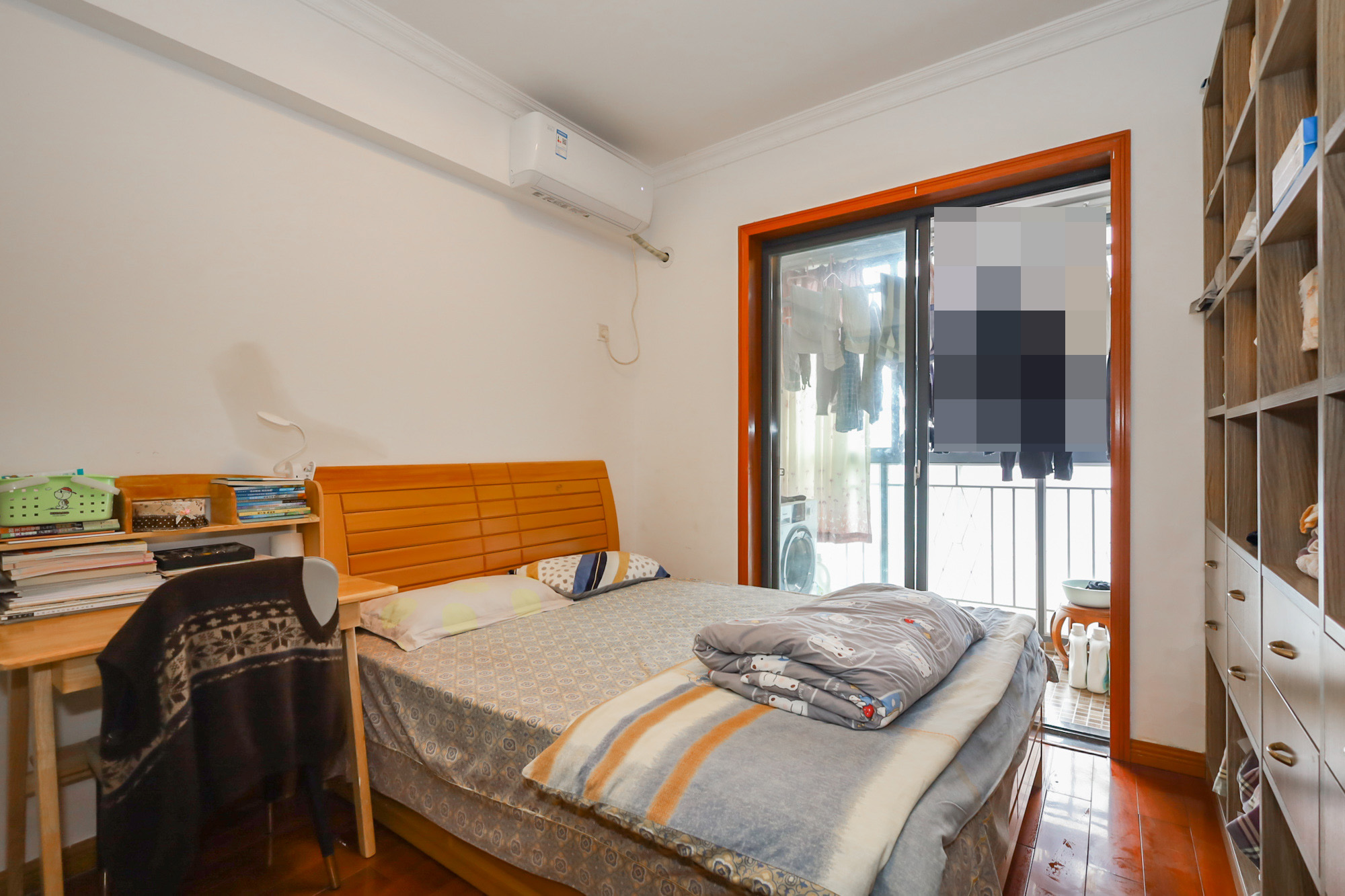 美林银谷  3室2厅2卫    125.0万 美林银谷  3室2厅2卫    125.0万卧室