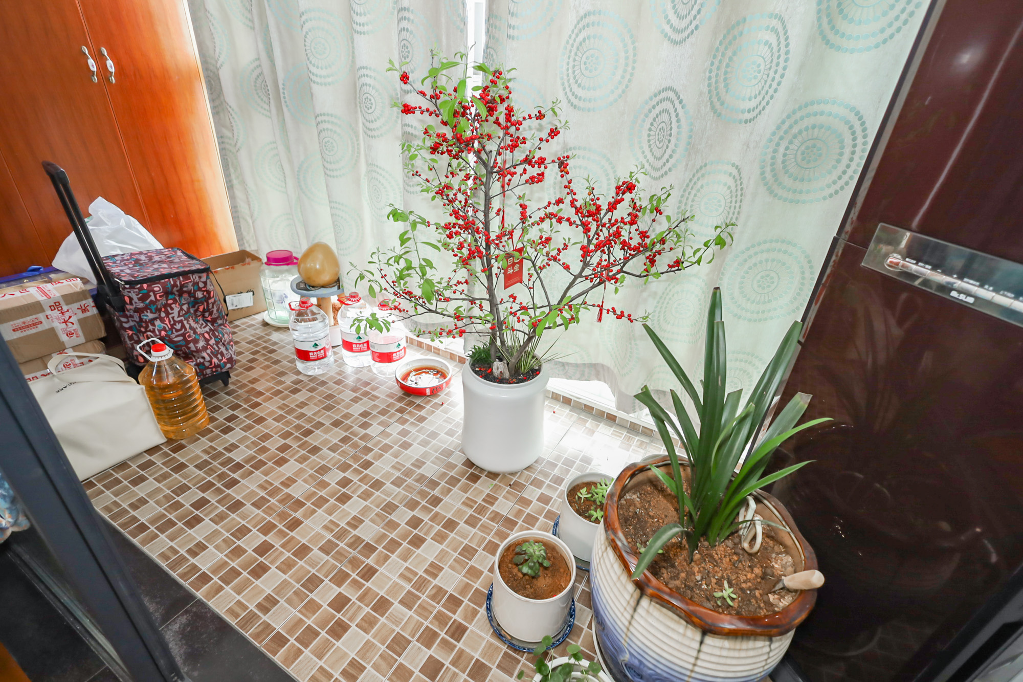 美林银谷  3室2厅2卫    125.0万 美林银谷  3室2厅2卫    125.0万阳台