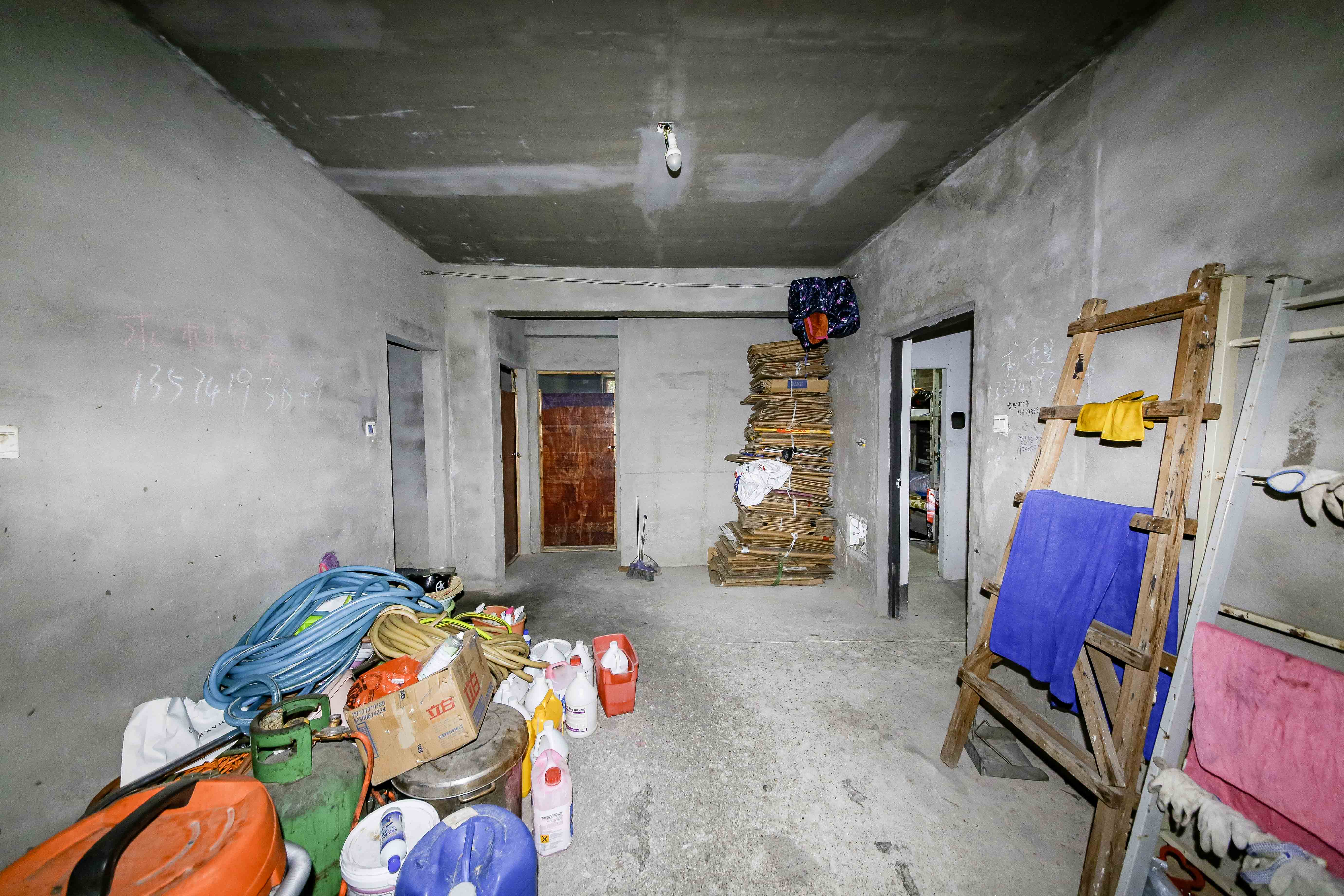 夏威夷碧水春城(碧桂园城市花园)  4室2厅2卫    99.0万 夏威夷碧水春城(碧桂园城市花园)  4室2厅2卫    99.0万