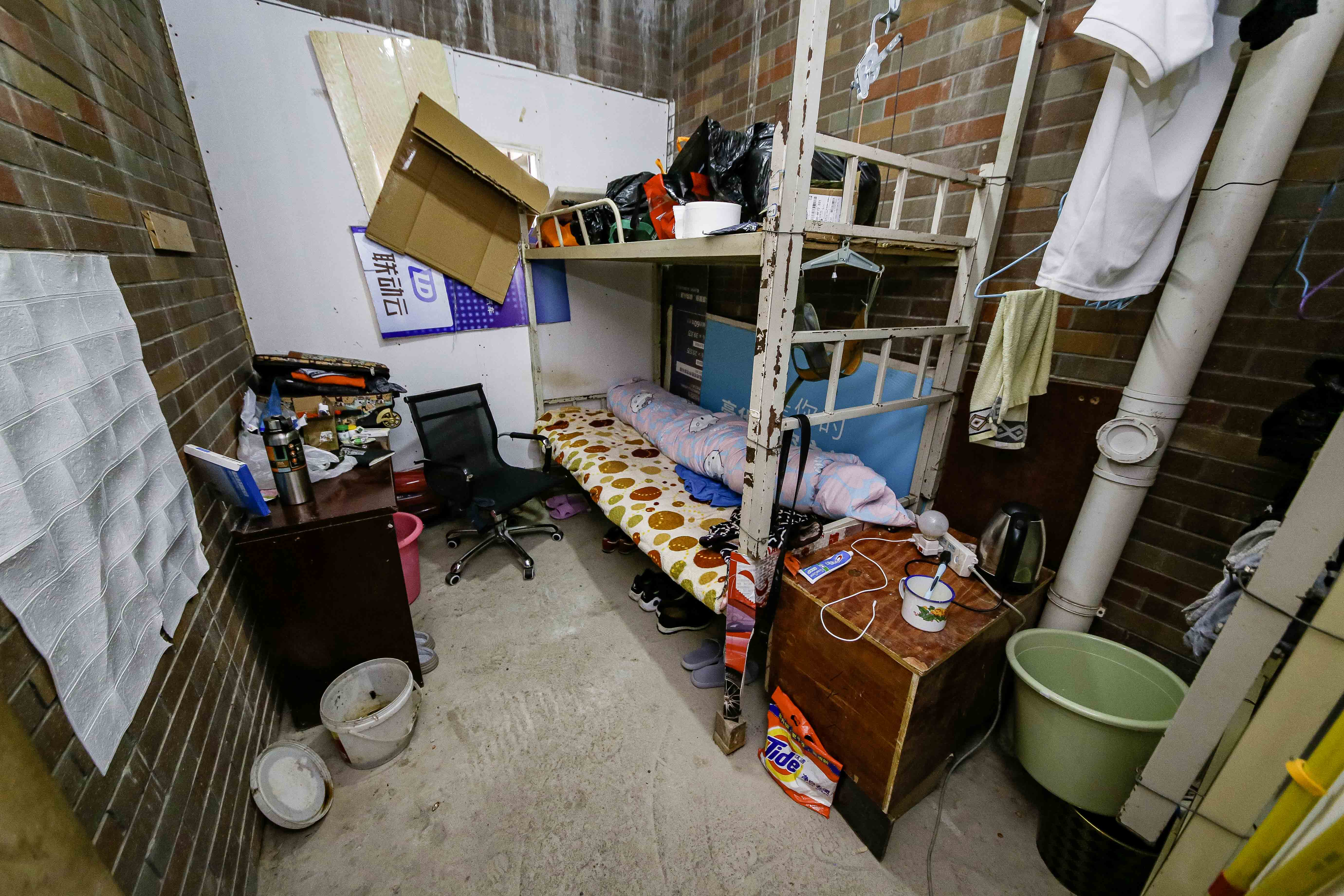 夏威夷碧水春城(碧桂园城市花园)  4室2厅2卫    99.0万 夏威夷碧水春城(碧桂园城市花园)  4室2厅2卫    99.0万卧室